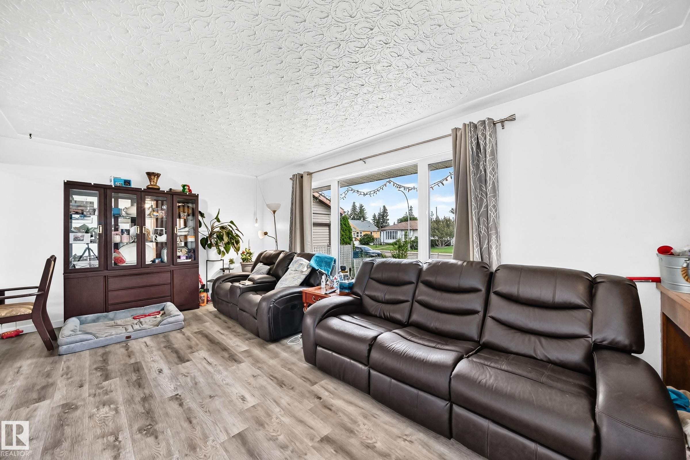 13316 122 Street, Edmonton, AB