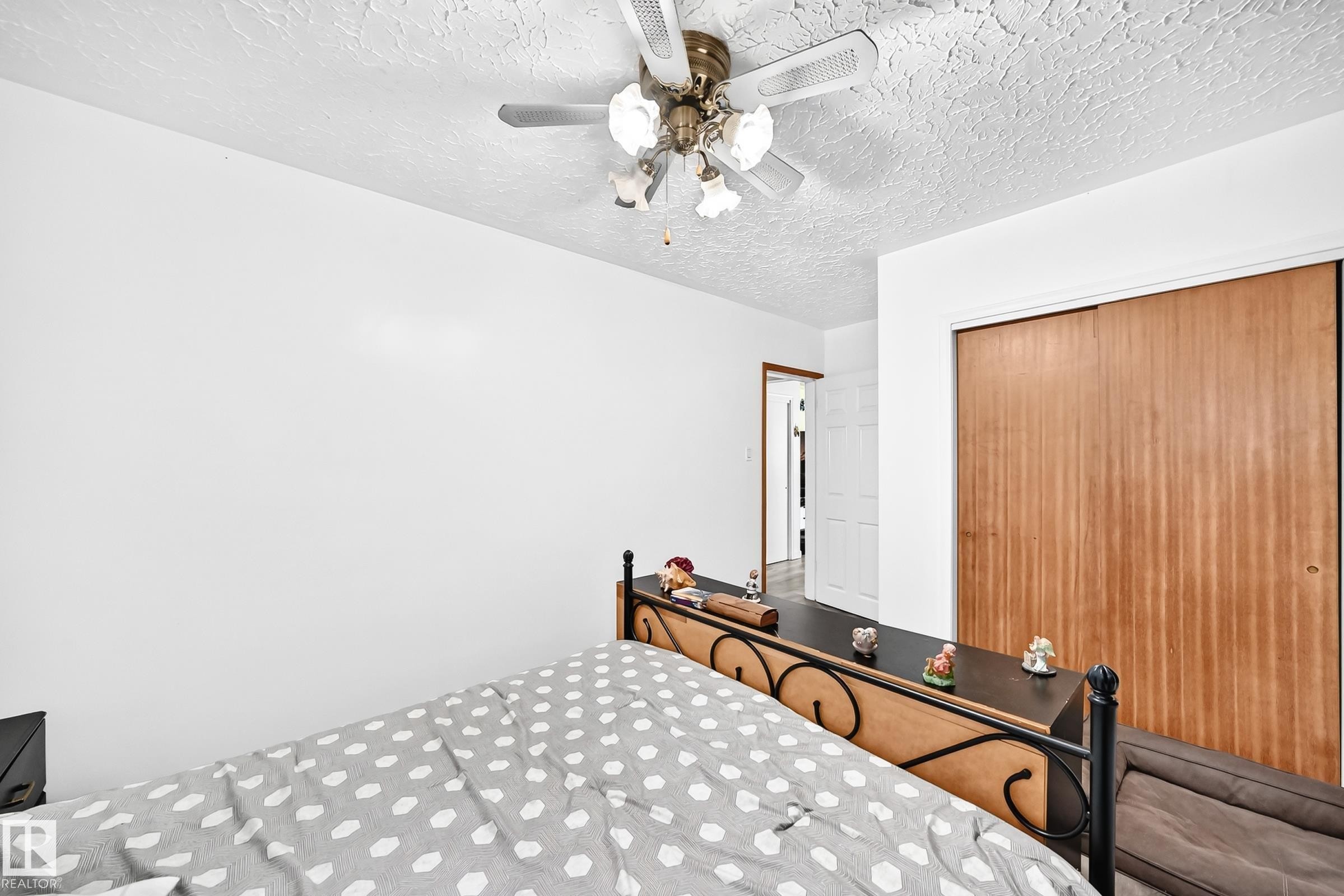 13316 122 Street, Edmonton, AB