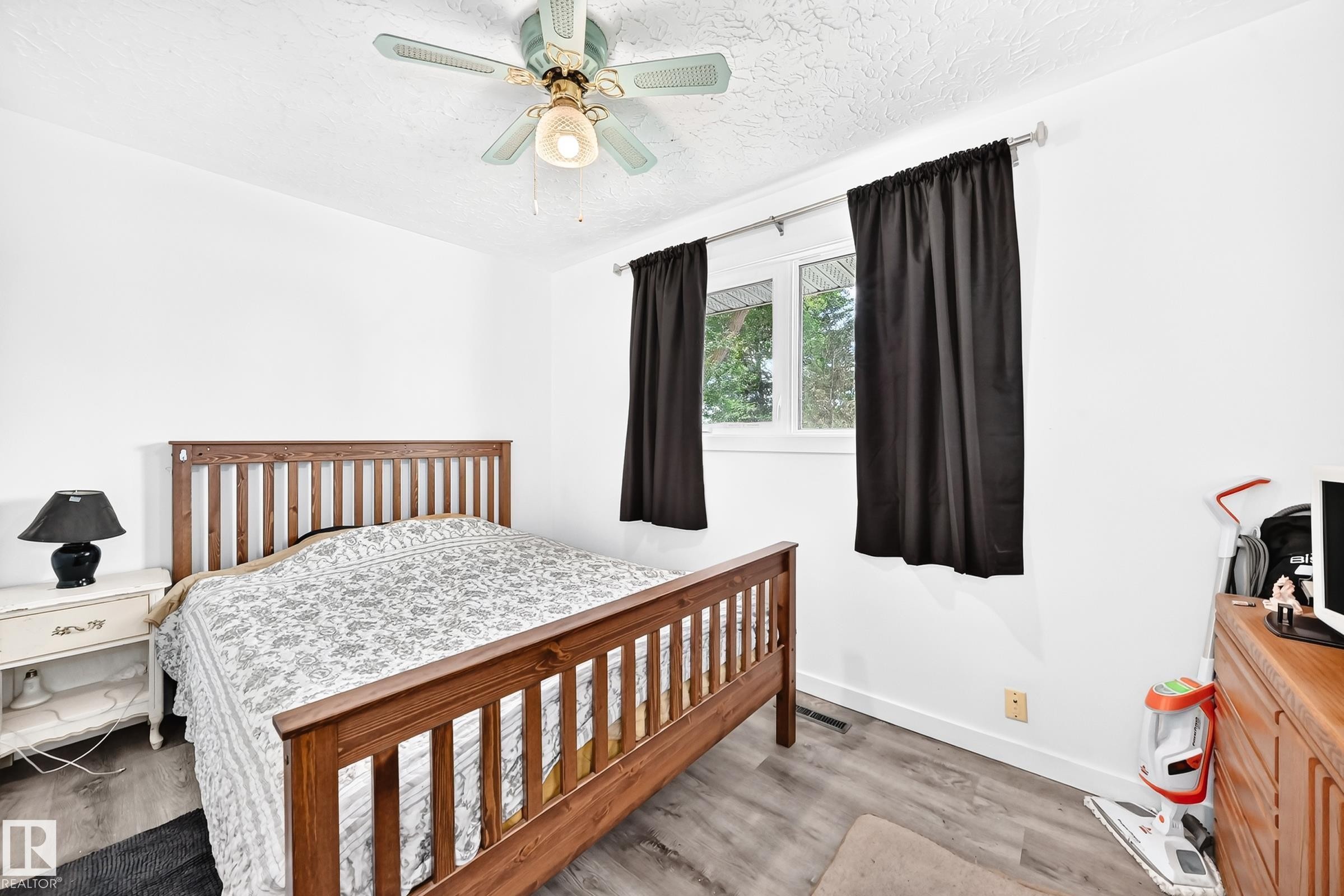 13316 122 Street, Edmonton, AB