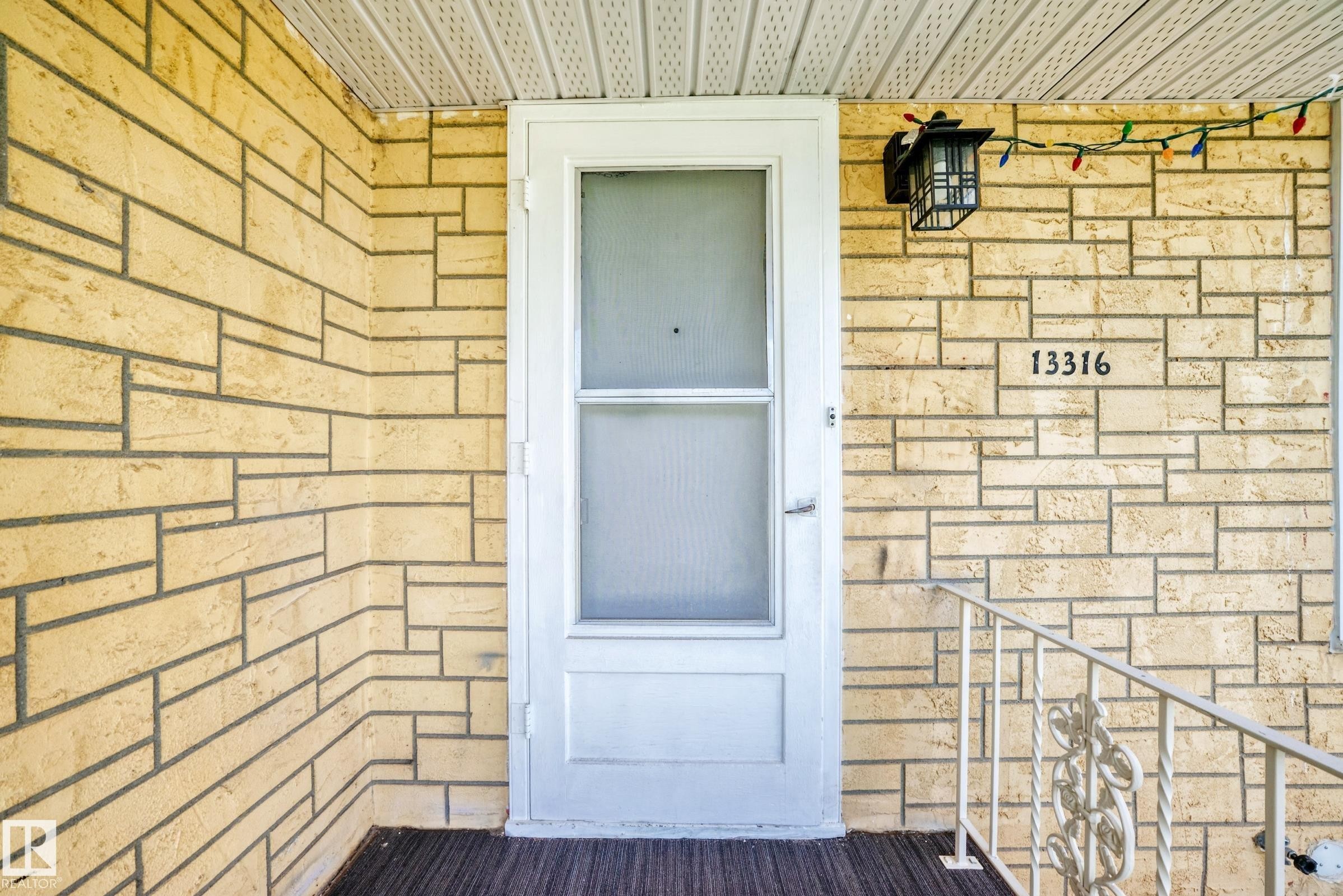 13316 122 Street, Edmonton, AB