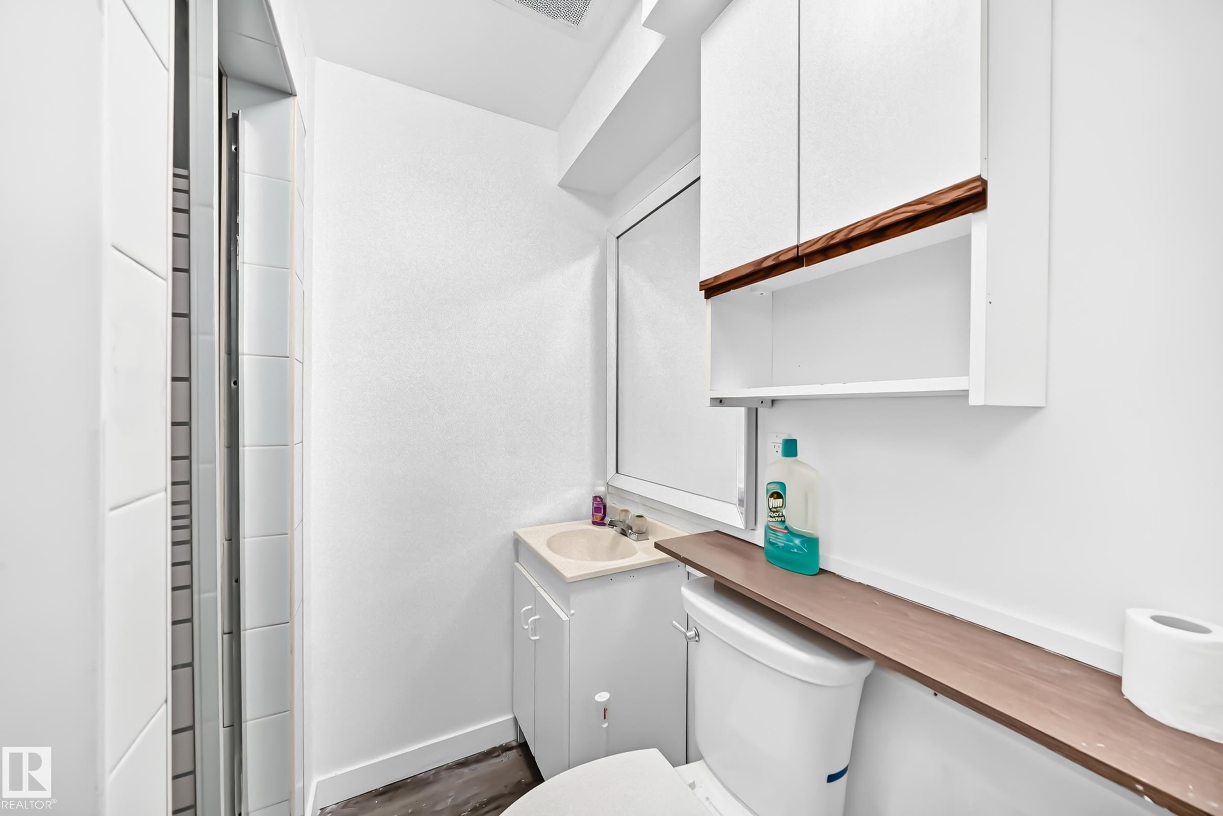 13316 122 Street, Edmonton, AB