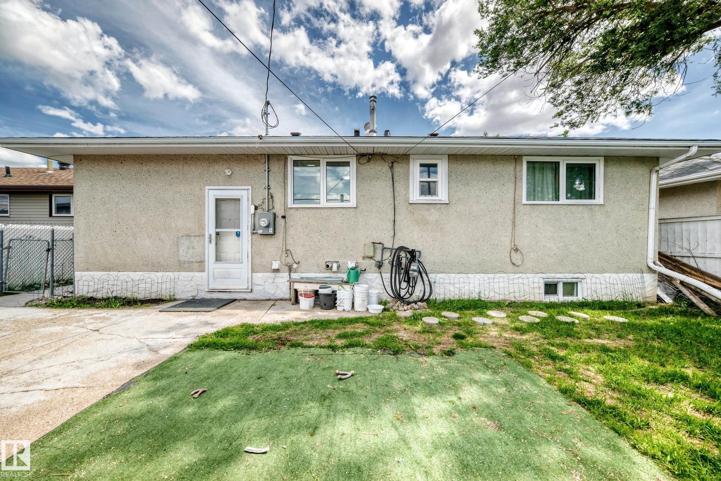 13316 122 Street, Edmonton, AB