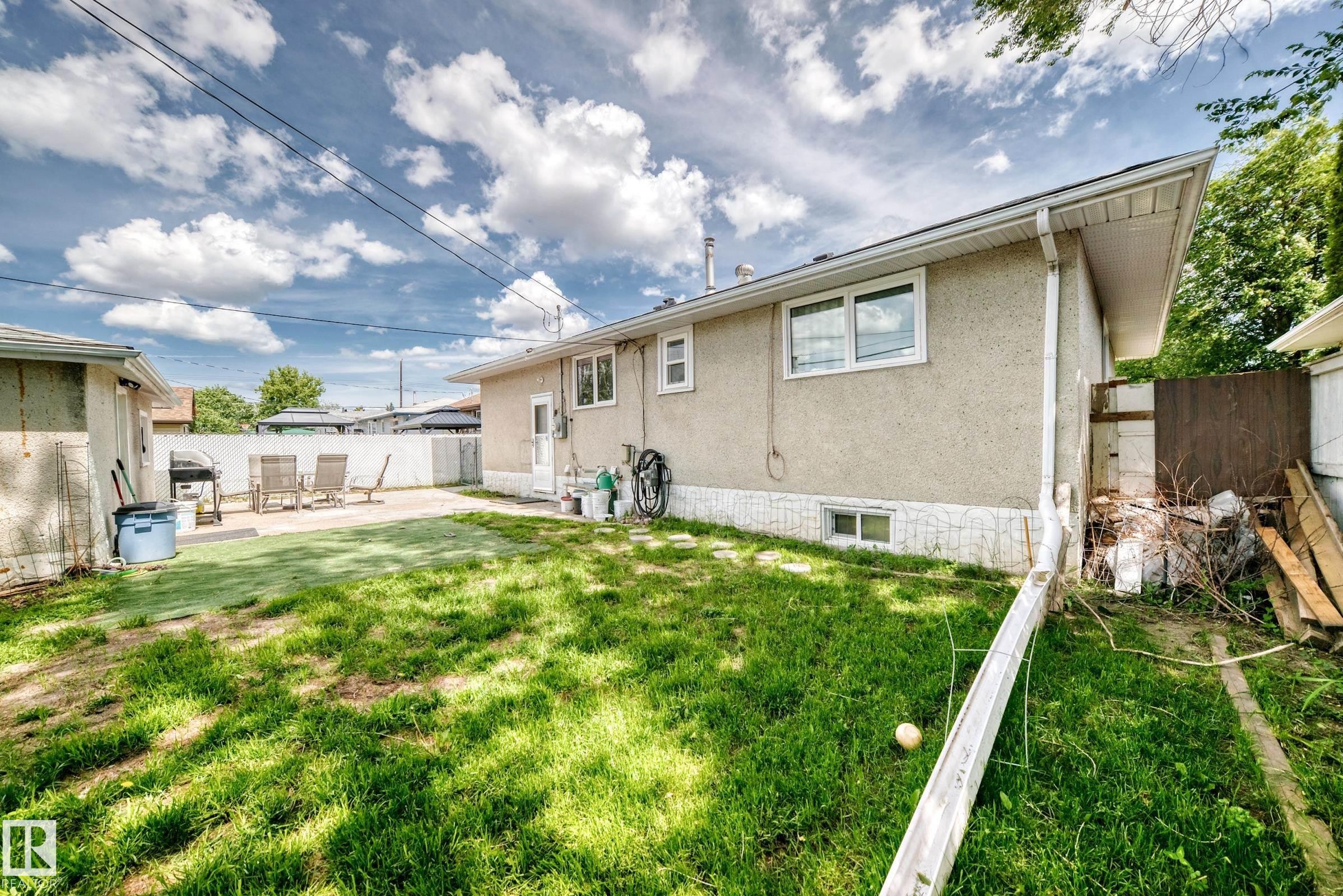13316 122 Street, Edmonton, AB