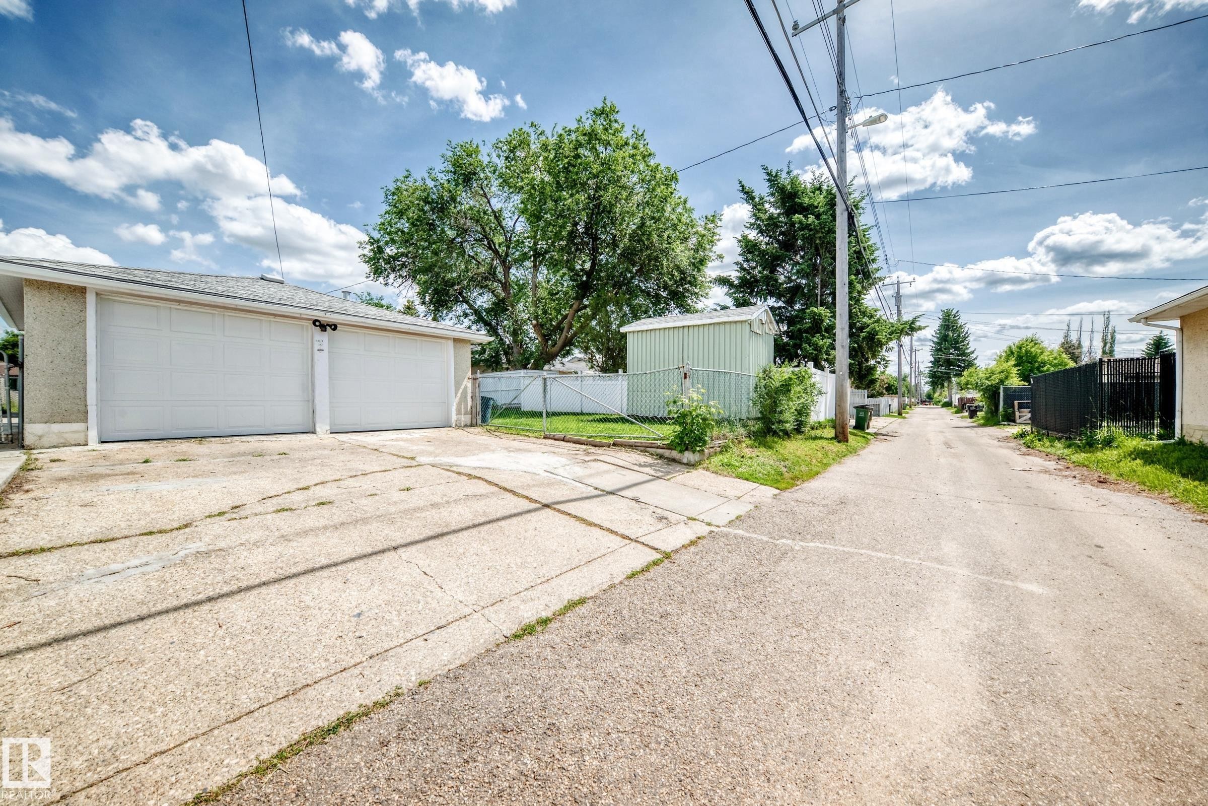13316 122 Street, Edmonton, AB
