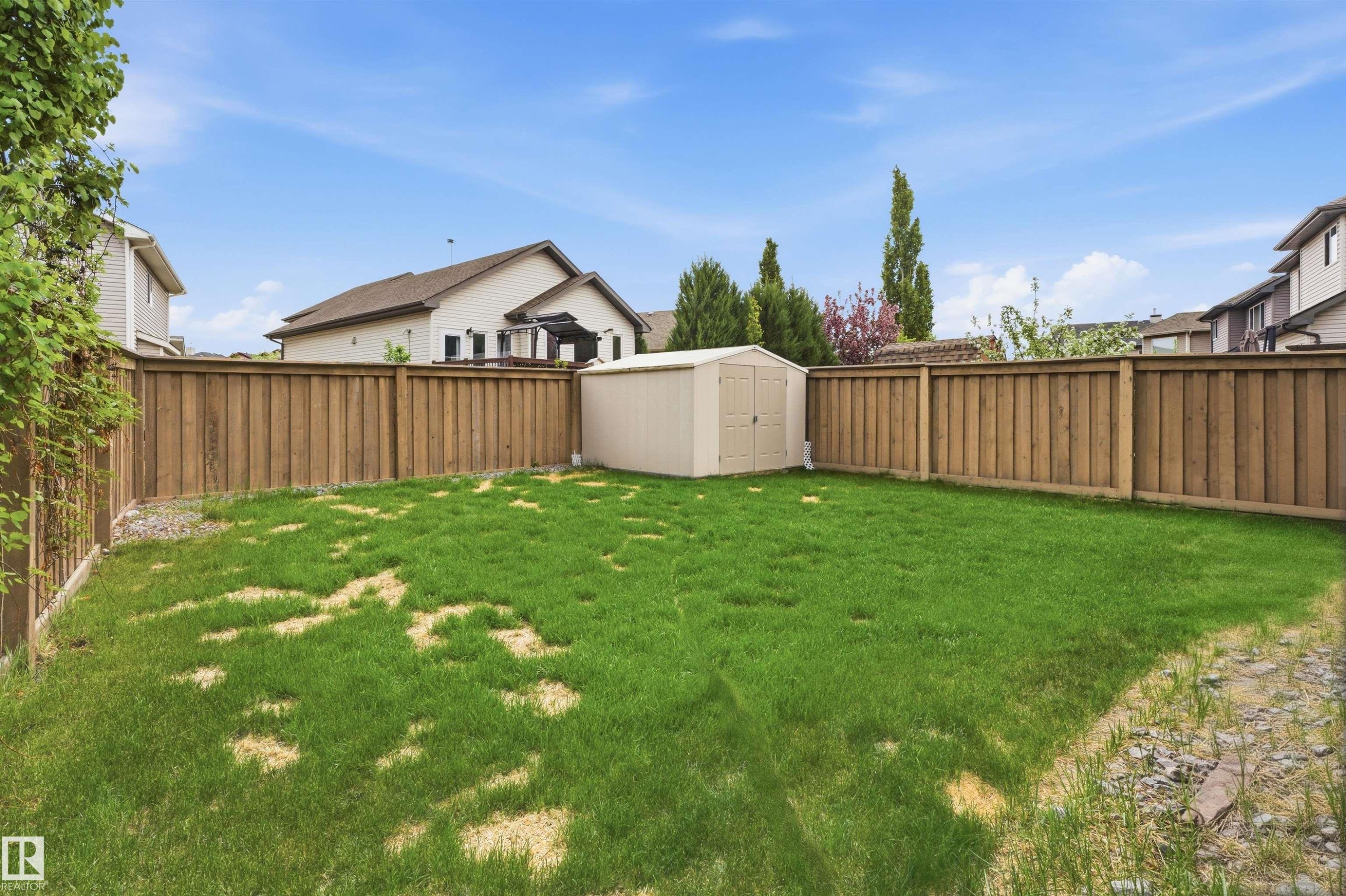 7307 Singer Way, Edmonton, AB - Outdoor