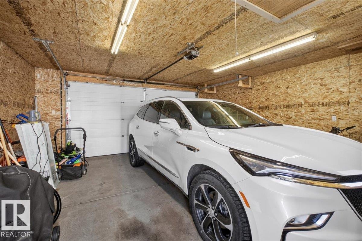 2235 76 Street Sw, Edmonton, AB - Indoor Photo Showing Garage