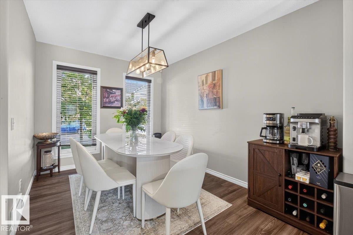 2235 76 Street Sw, Edmonton, AB - Indoor Photo Showing Dining Room