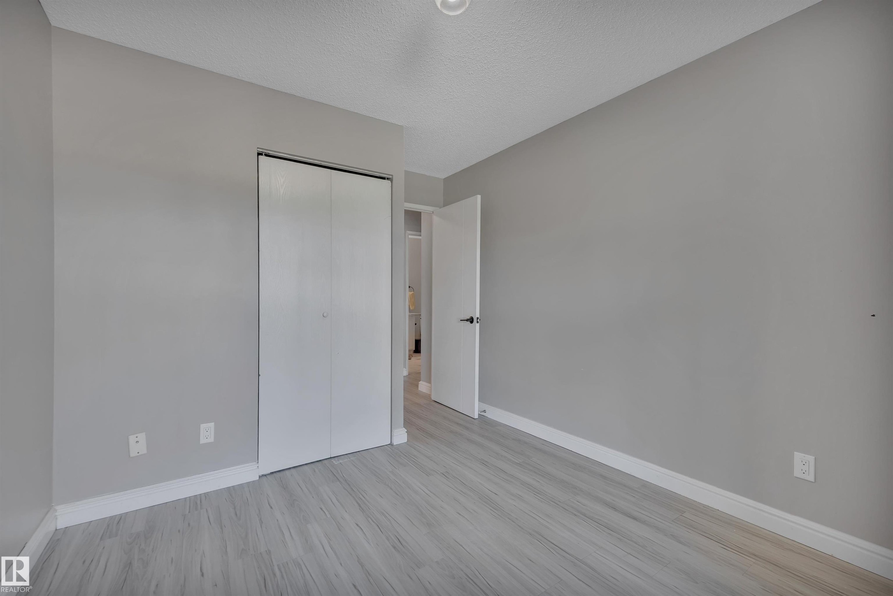 #165 2703 79 St Nw, Edmonton, AB - Indoor Photo Showing Other Room