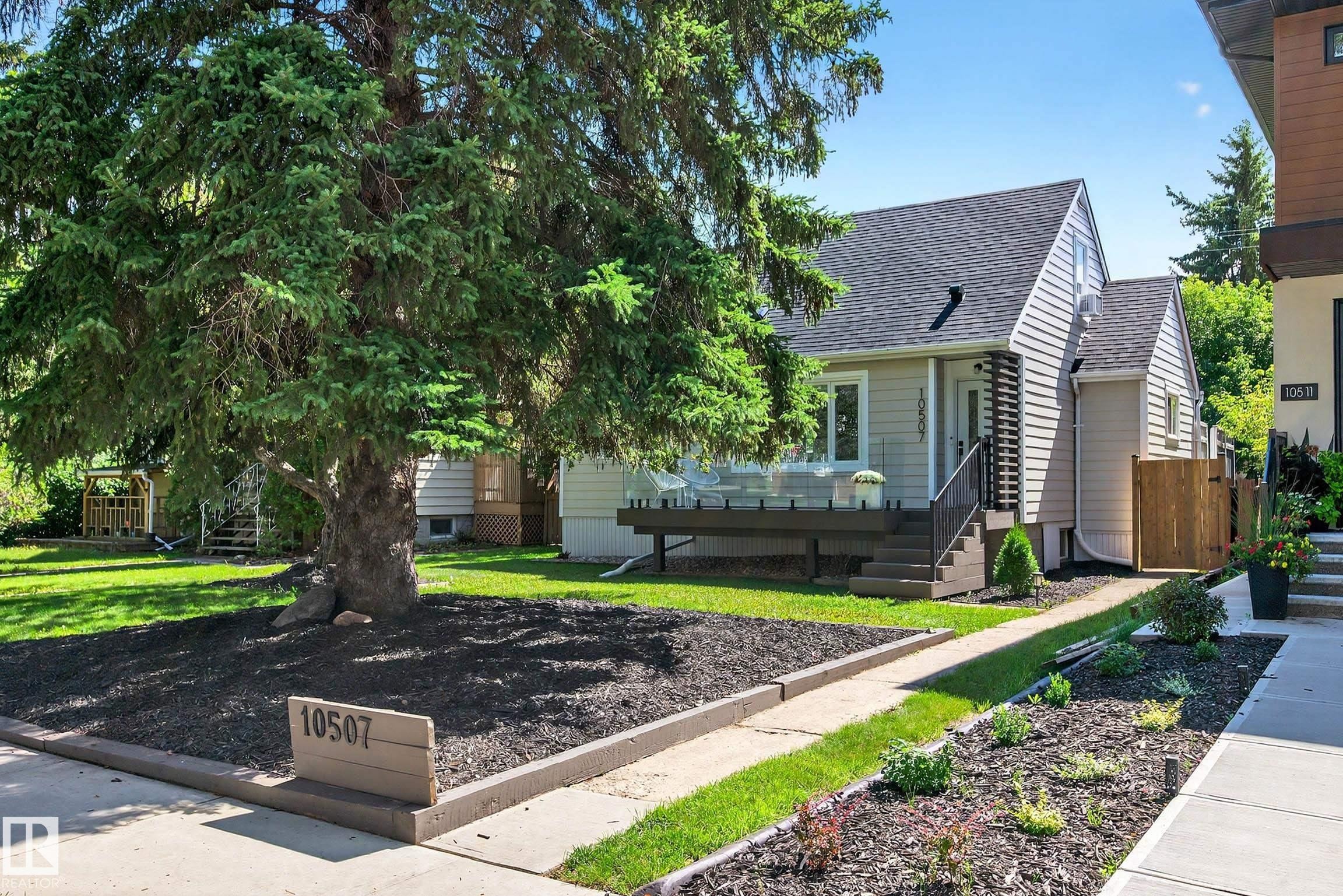 10507 69 Avenue, Edmonton, AB