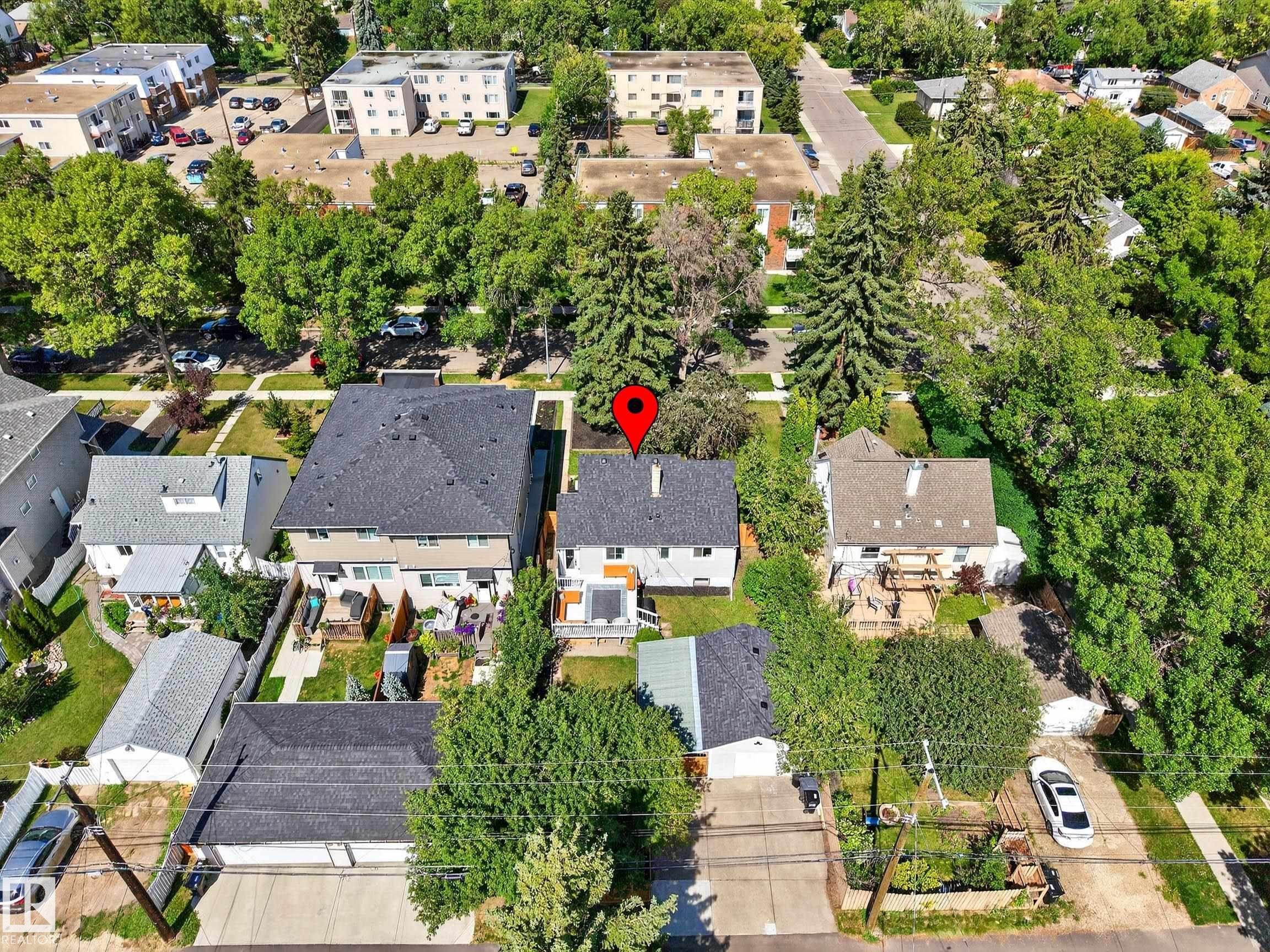 10507 69 Avenue, Edmonton, AB