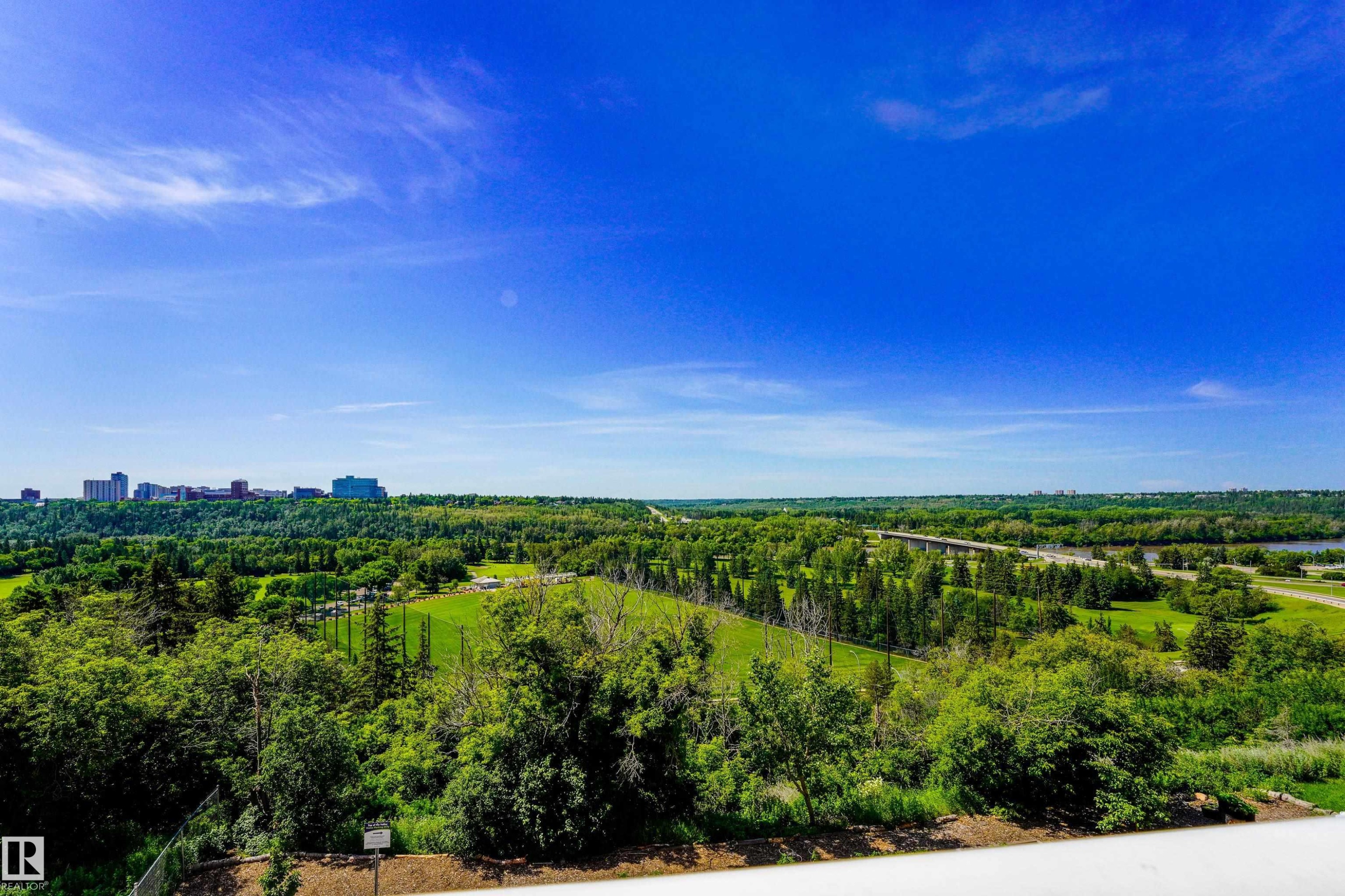 305 12121 Jasper Avenue, Edmonton, AB