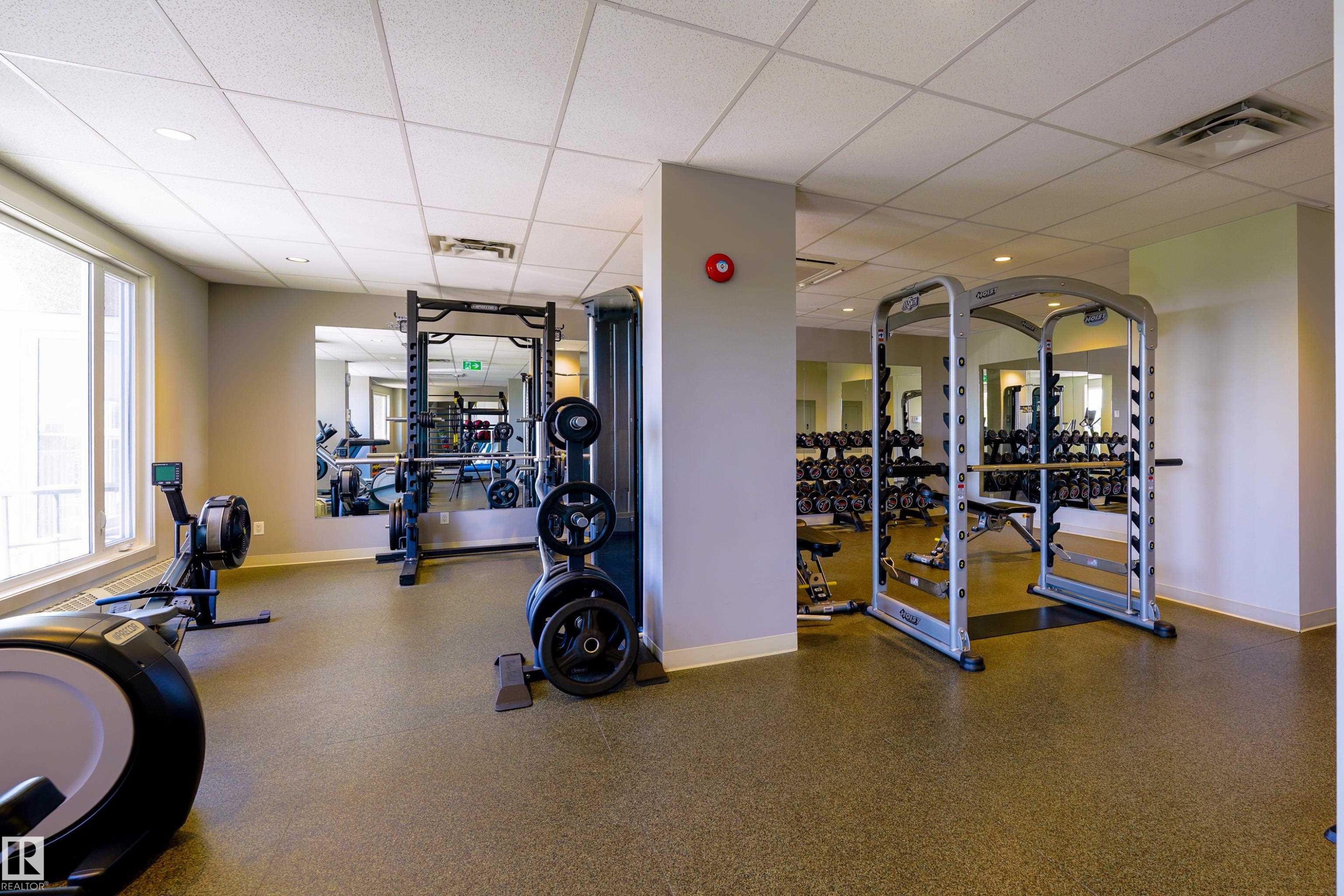 305 12121 Jasper Avenue, Edmonton, AB
