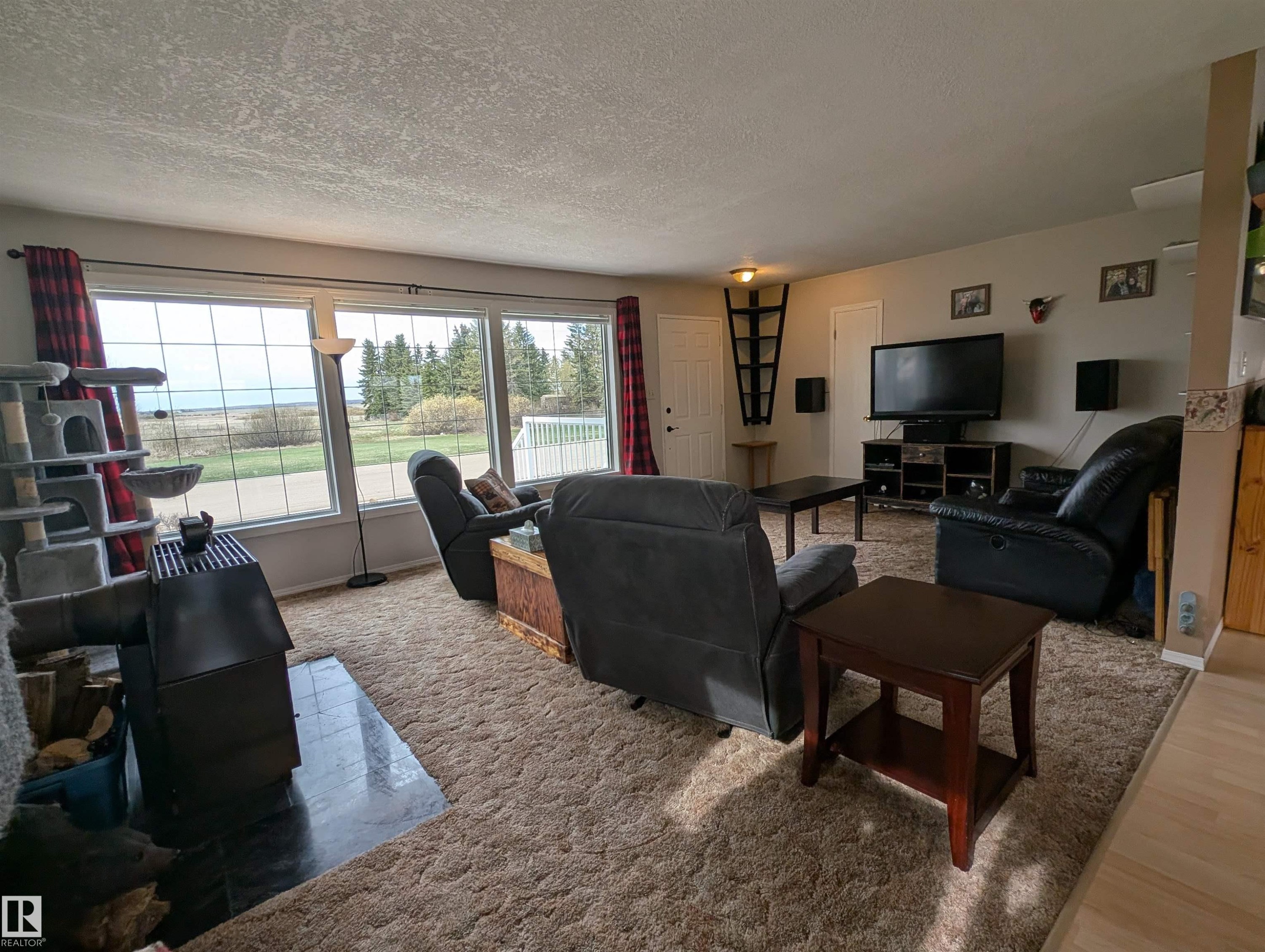 4844 47 Avenue, Chipman, AB