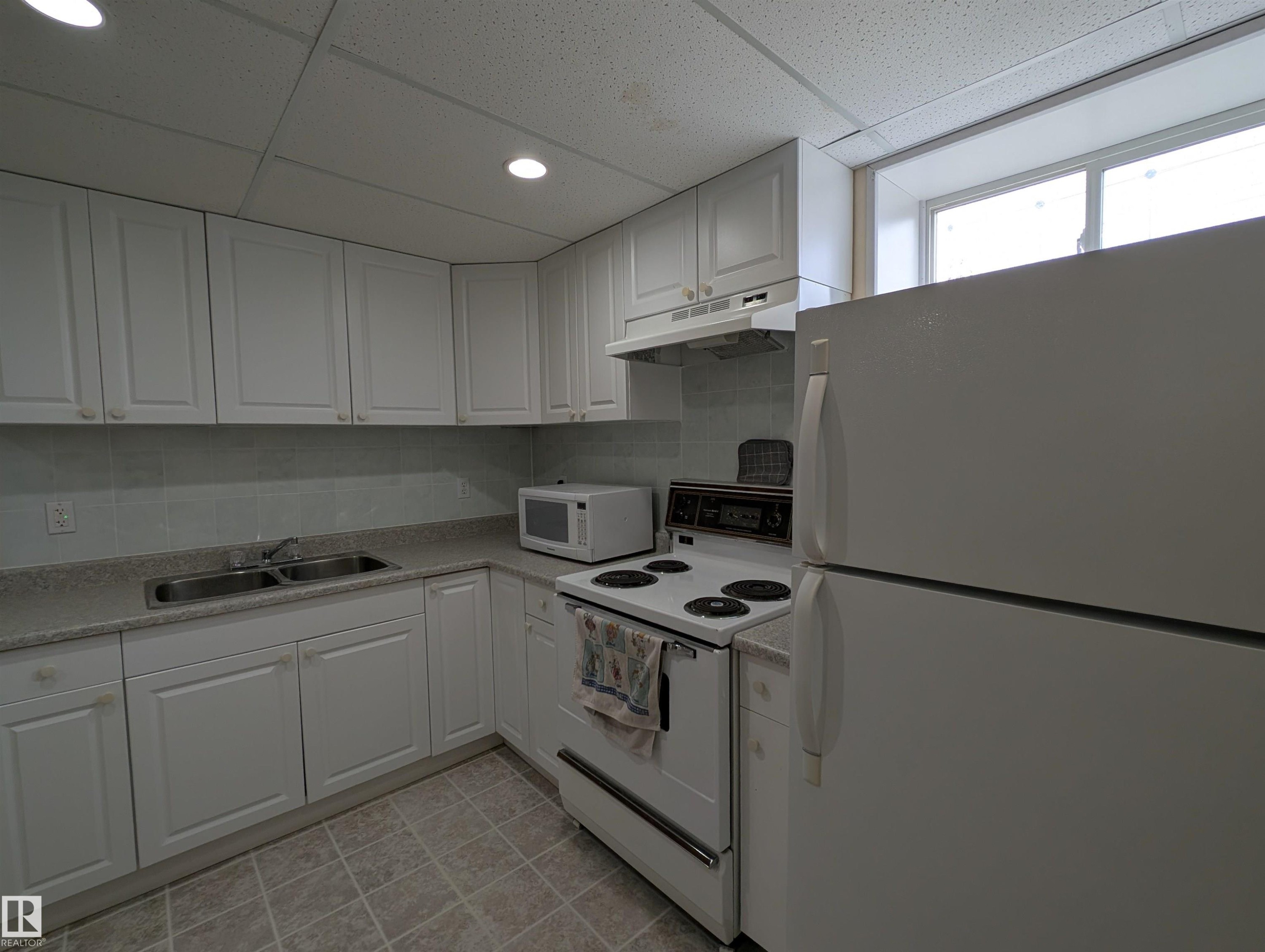 4844 47 Avenue, Chipman, AB
