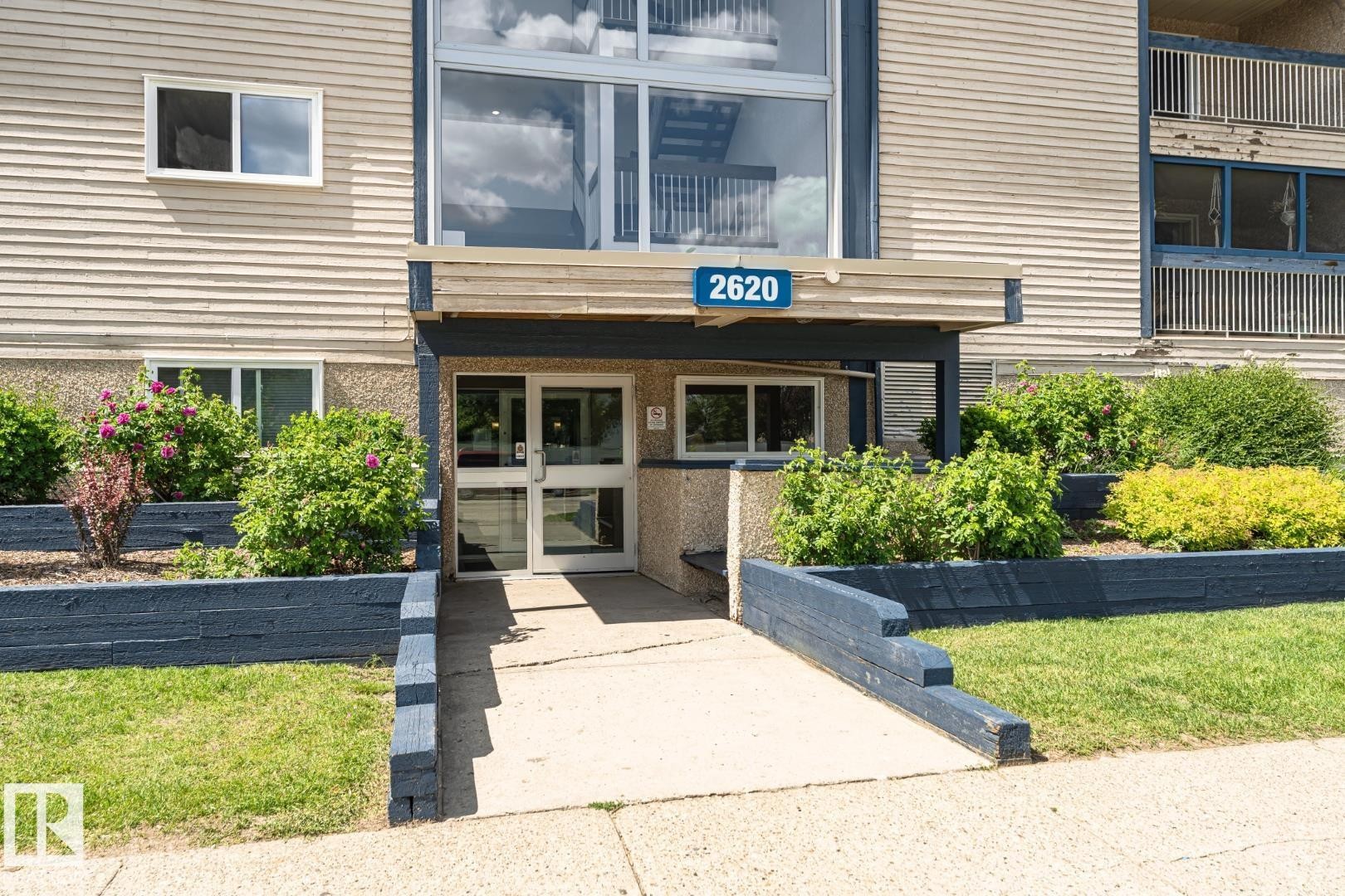 405 2620 Mill Woods Road E, Edmonton, AB