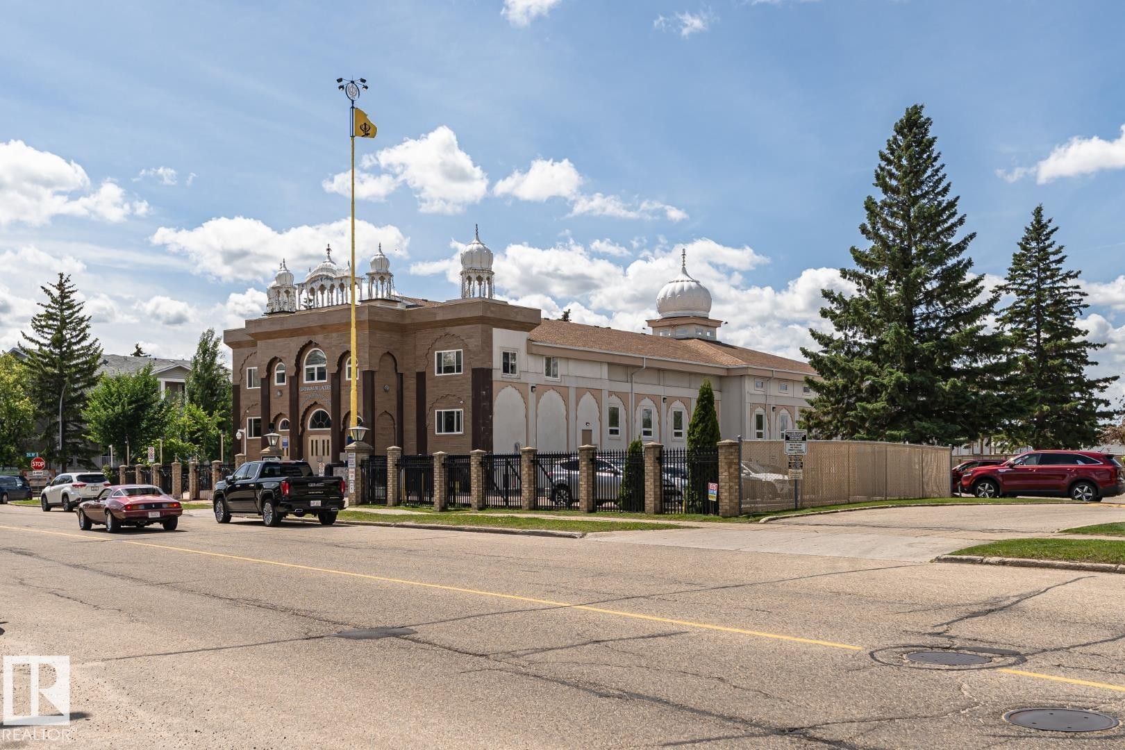 405 2620 Mill Woods Road E, Edmonton, AB
