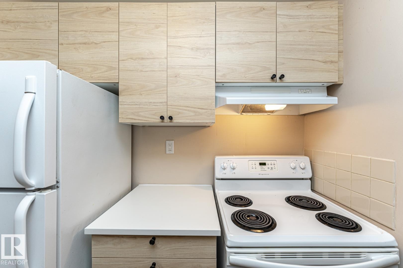 405 2620 Mill Woods Road E, Edmonton, AB