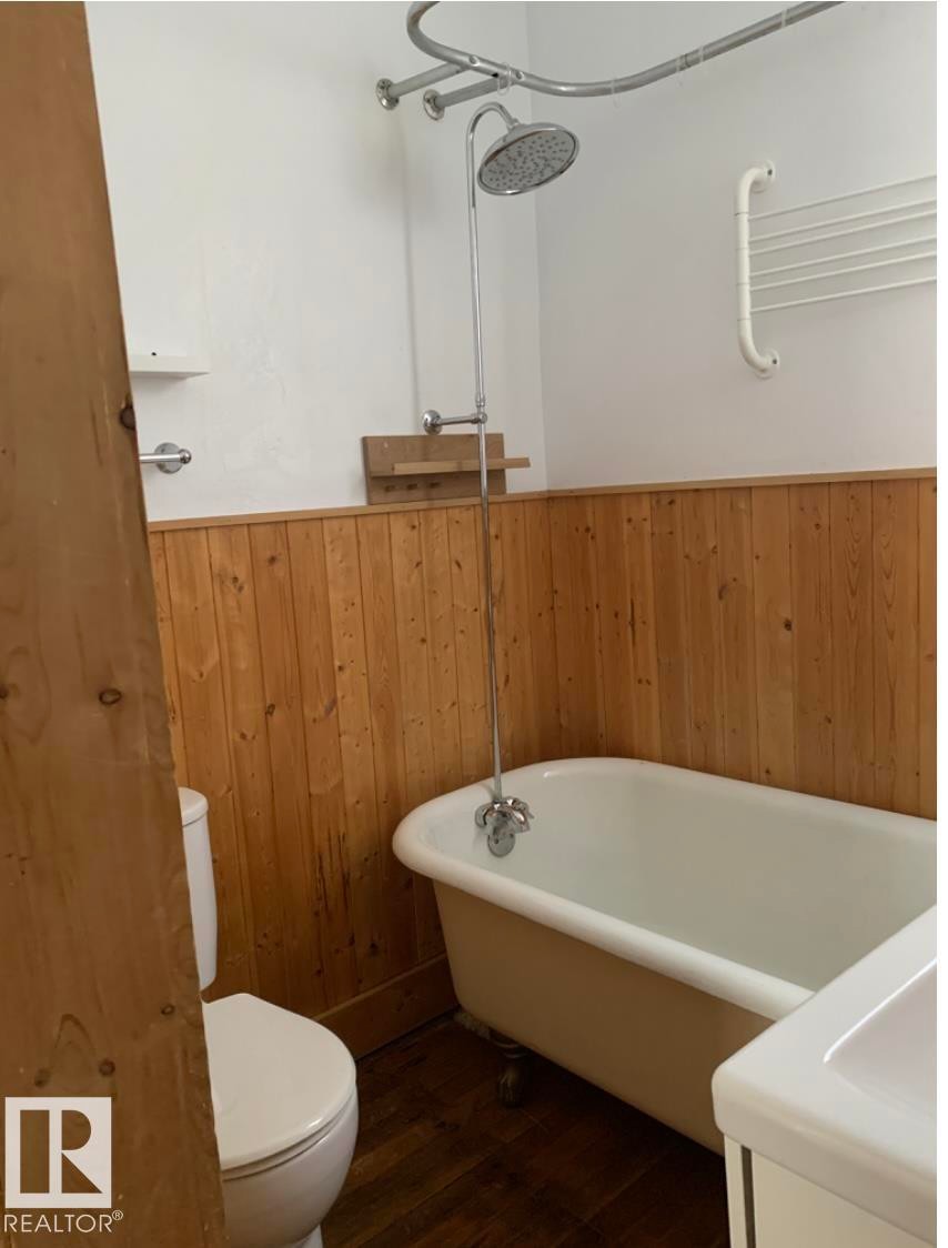 Main Bathroom Ensuite - 10113 88 Street Nw, Edmonton, AB