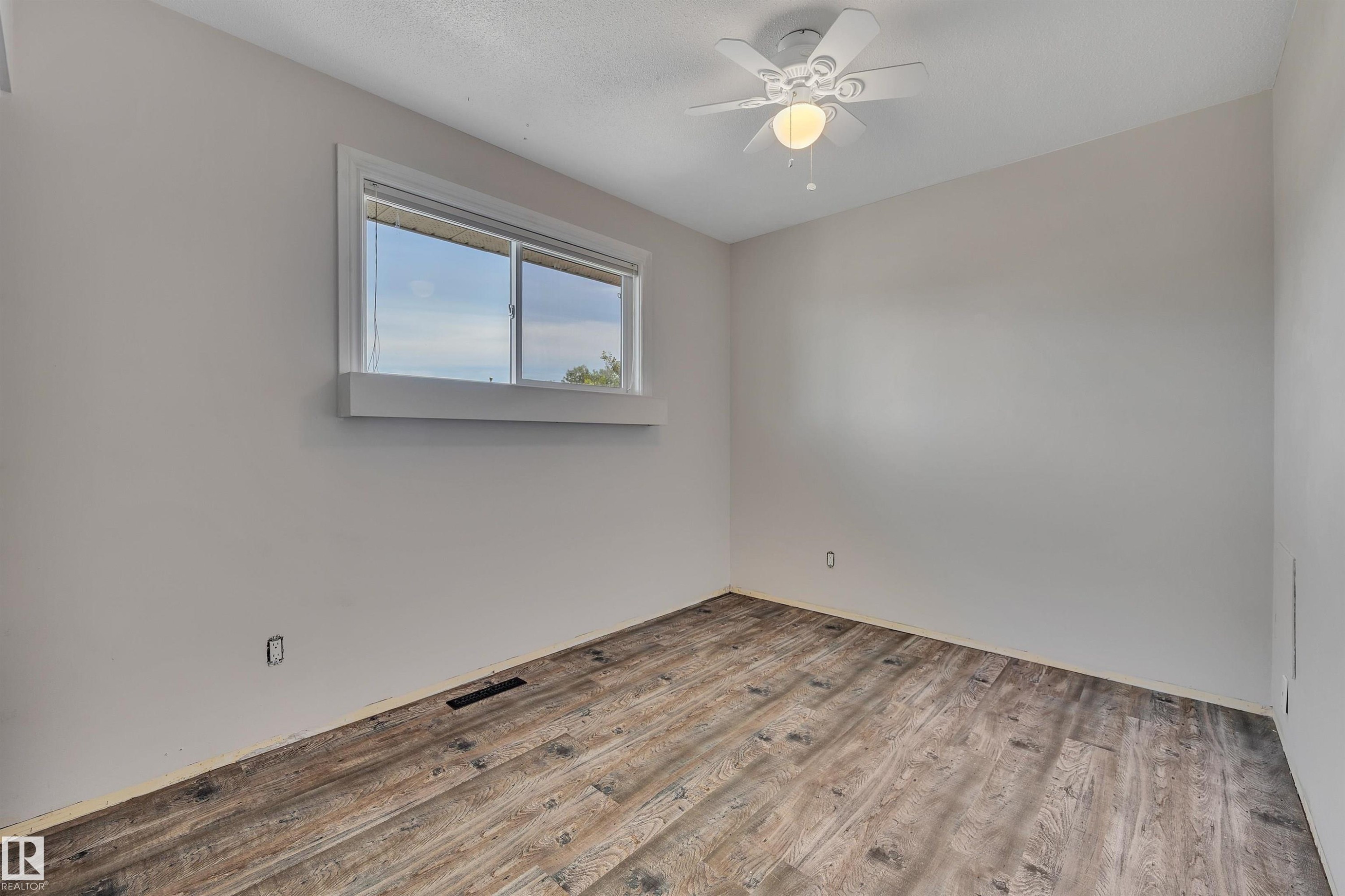 7512 152A Avenue, Edmonton, AB