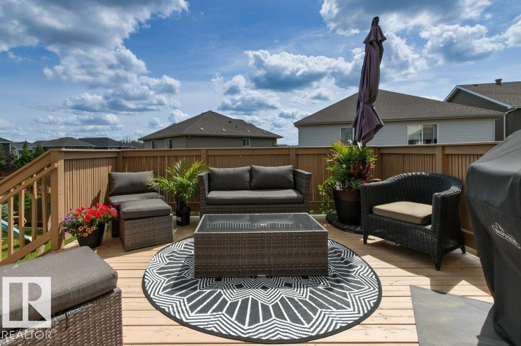 8023 Evans Crescent, Edmonton, AB