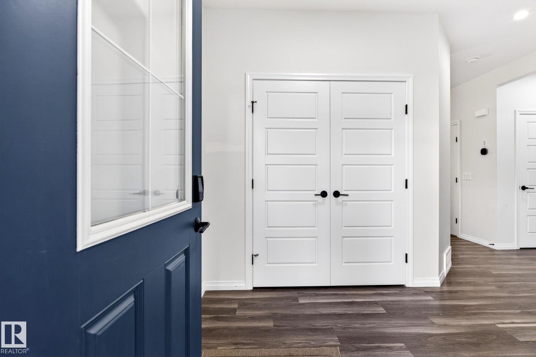 2255 Donaghey Way, Edmonton, AB - Indoor Photo Showing Other Room