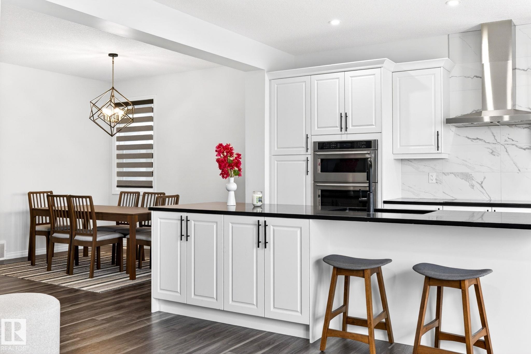 2255 Donaghey Way, Edmonton, AB - Indoor