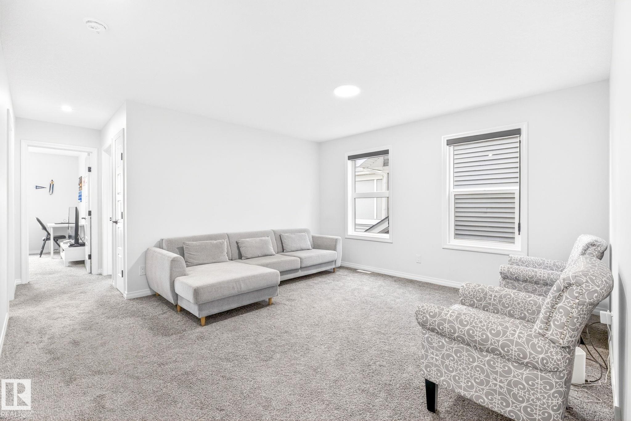 2255 Donaghey Way, Edmonton, AB - Indoor