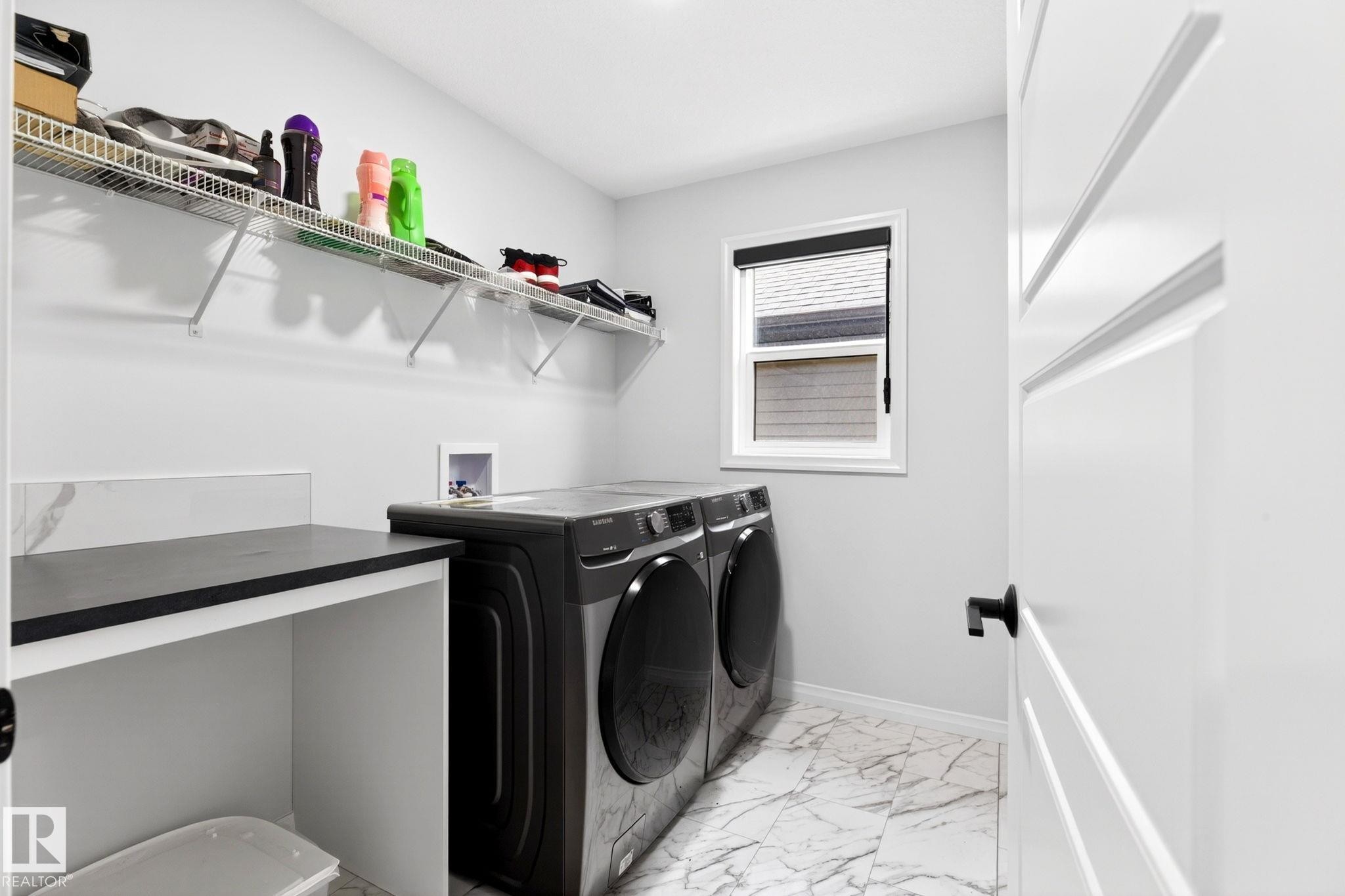 2255 Donaghey Way, Edmonton, AB - Indoor Photo Showing Laundry Room