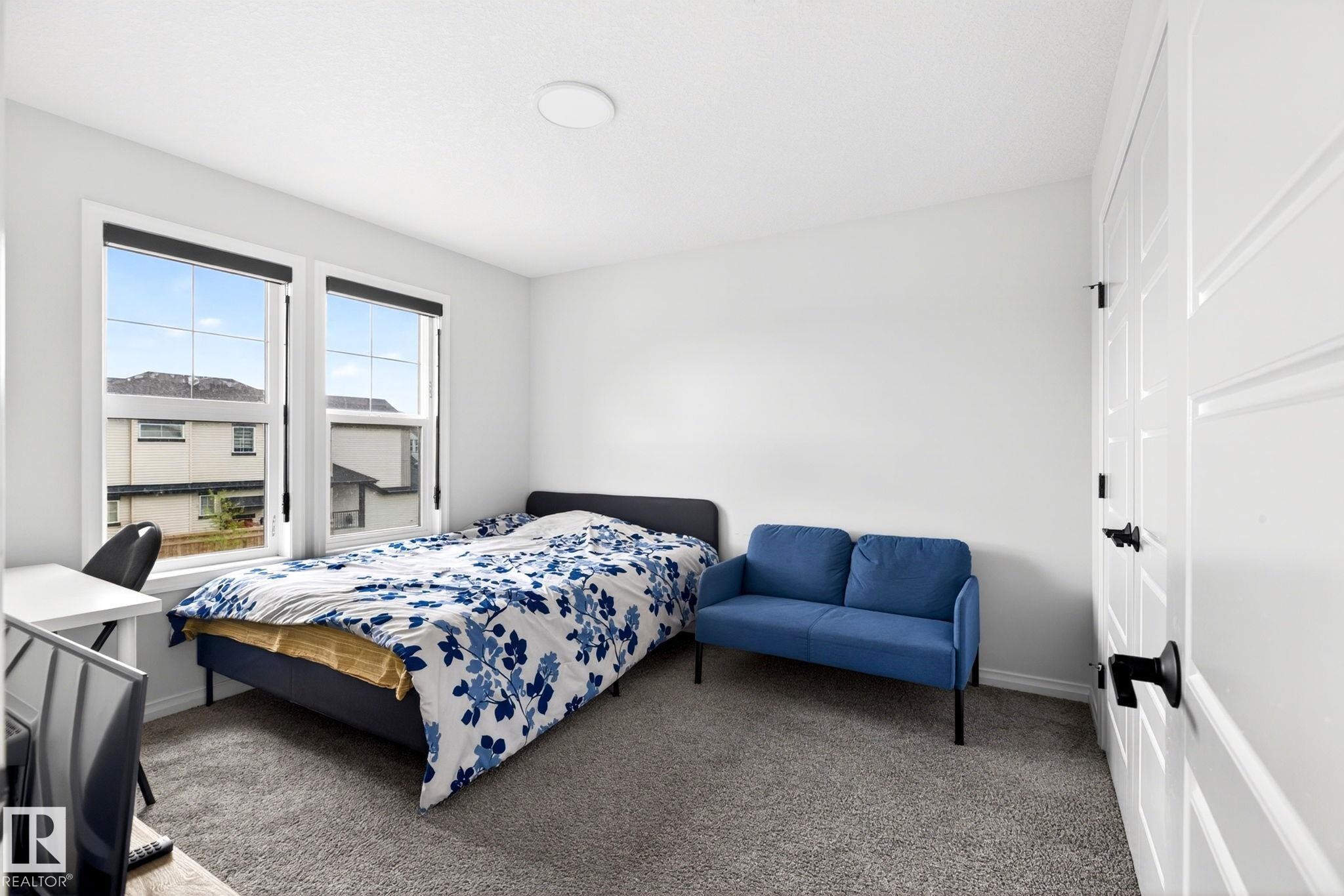 2255 Donaghey Way, Edmonton, AB - Indoor Photo Showing Bedroom