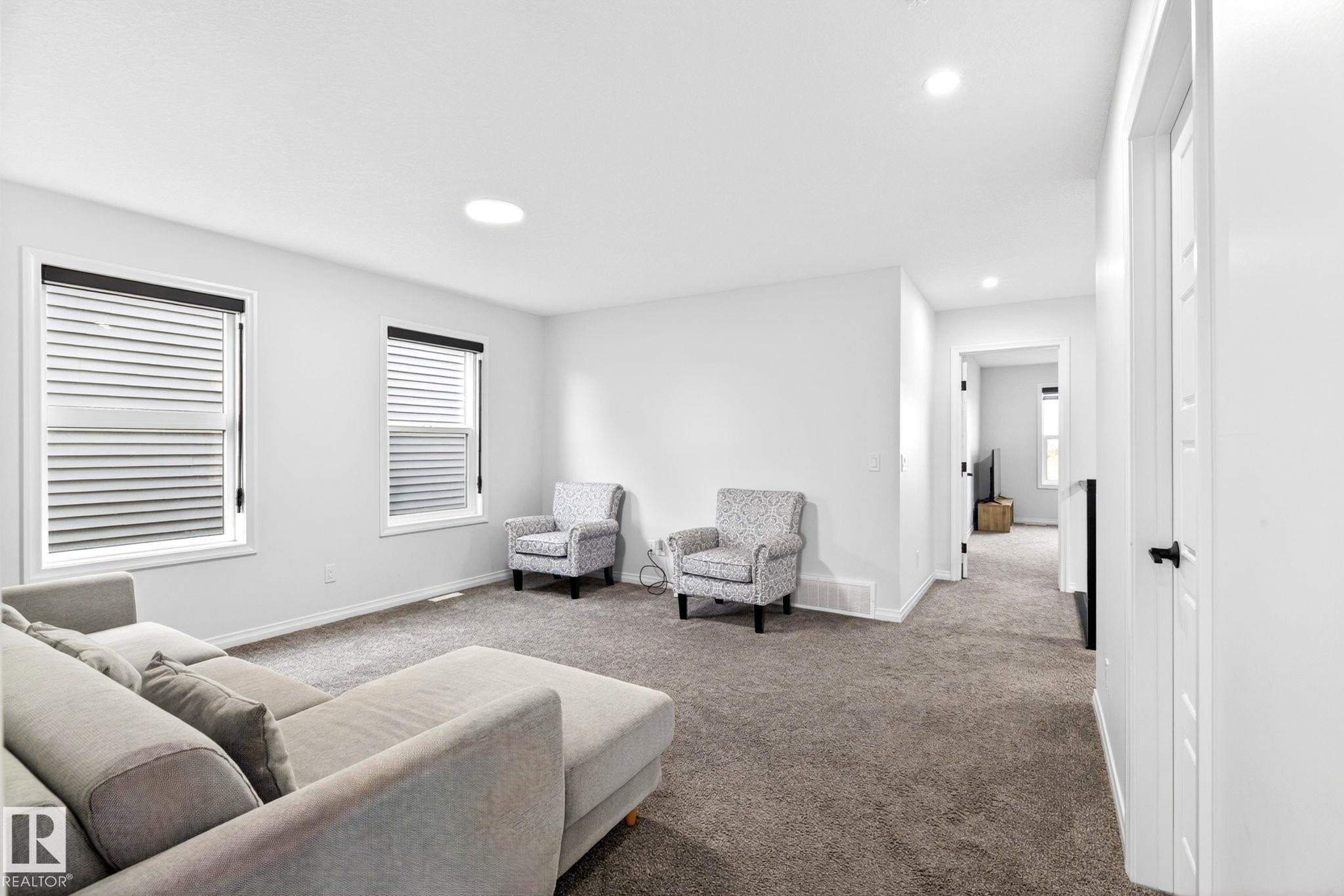 2255 Donaghey Way, Edmonton, AB - Indoor