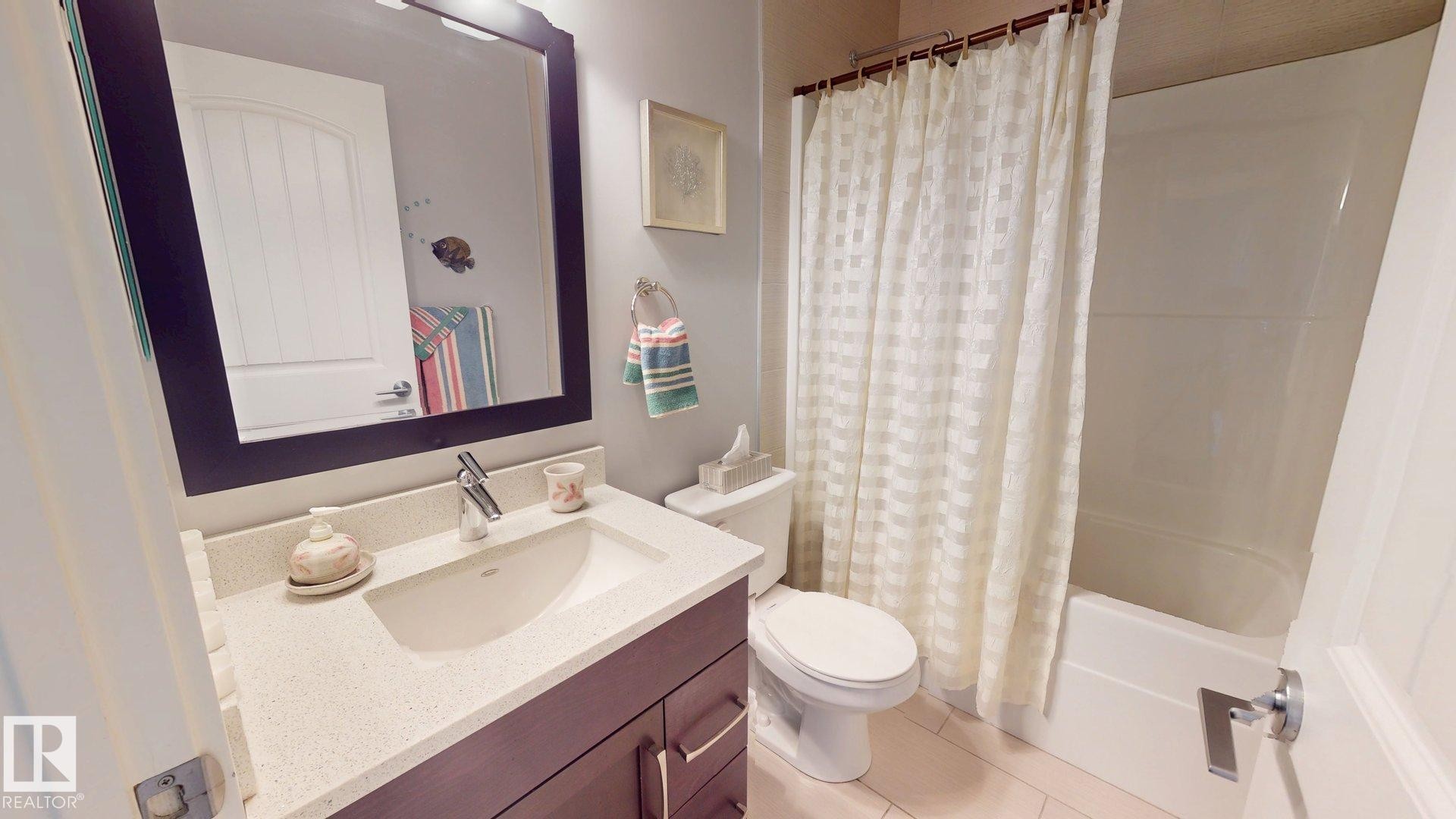 #355 6079 Maynard Wy Nw, Edmonton, AB - Indoor Photo Showing Bathroom