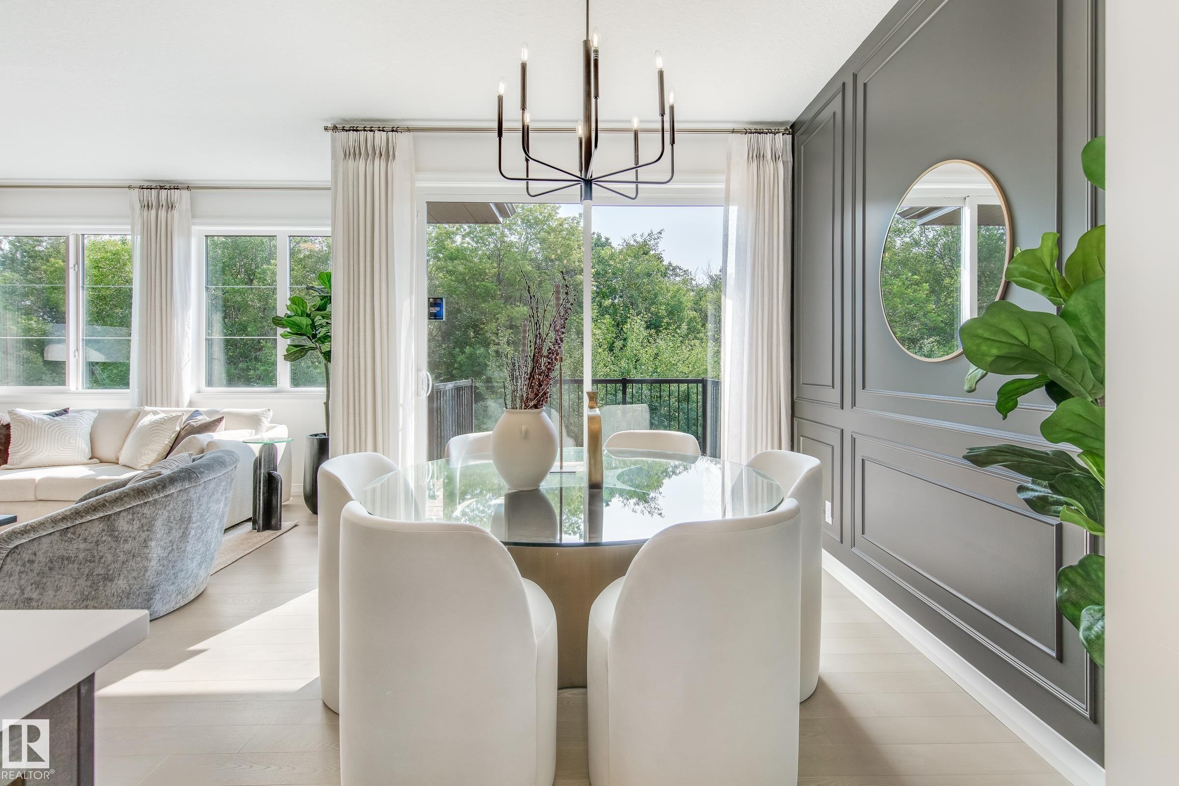 17423 7 Street, Edmonton, AB - Indoor Photo Showing Dining Room
