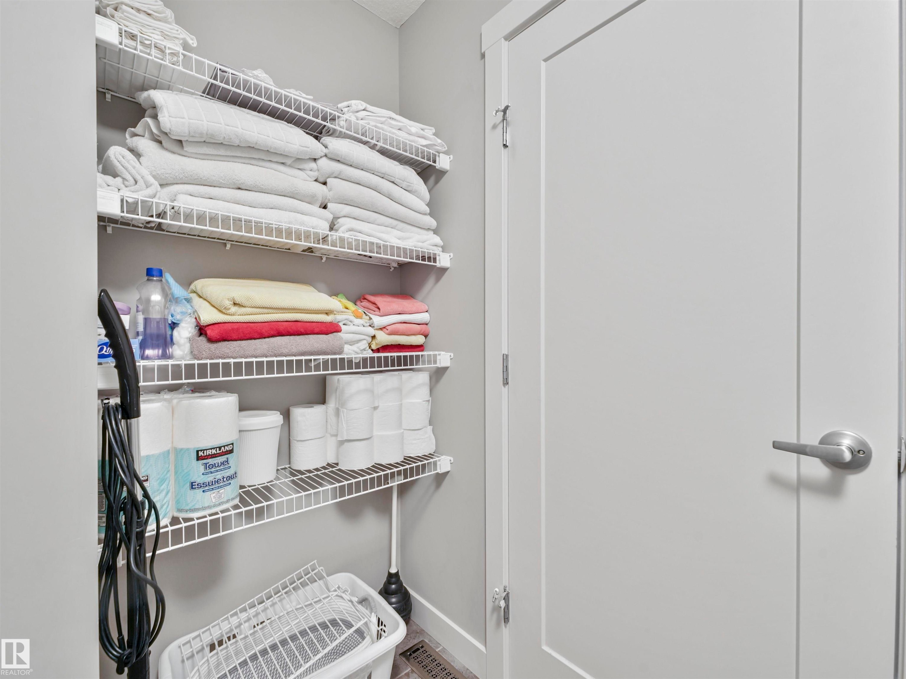 1277 Starling Drive, Edmonton, AB - Indoor With Storage