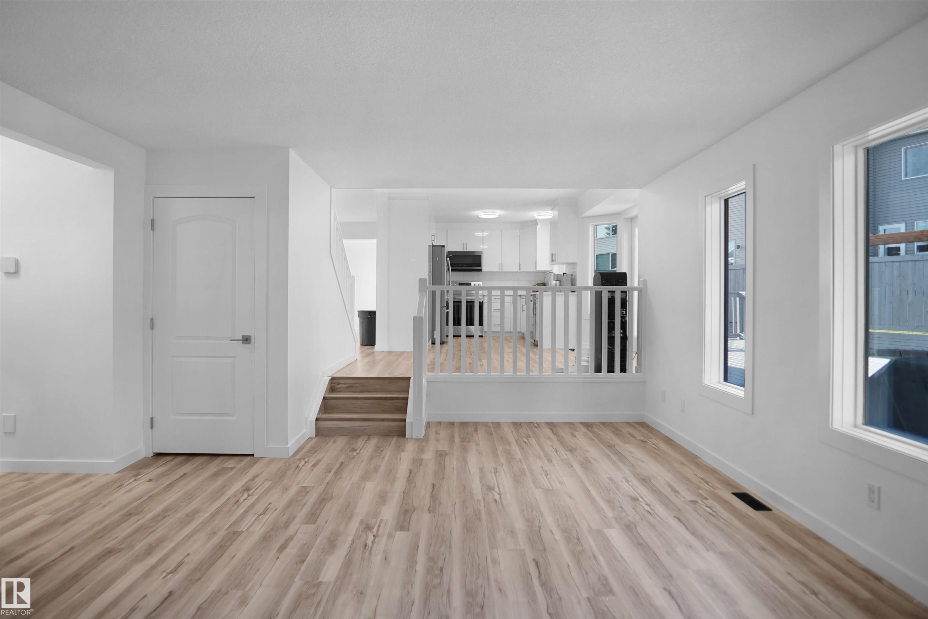 10018 173 Avenue, Edmonton, AB - Indoor Photo Showing Other Room