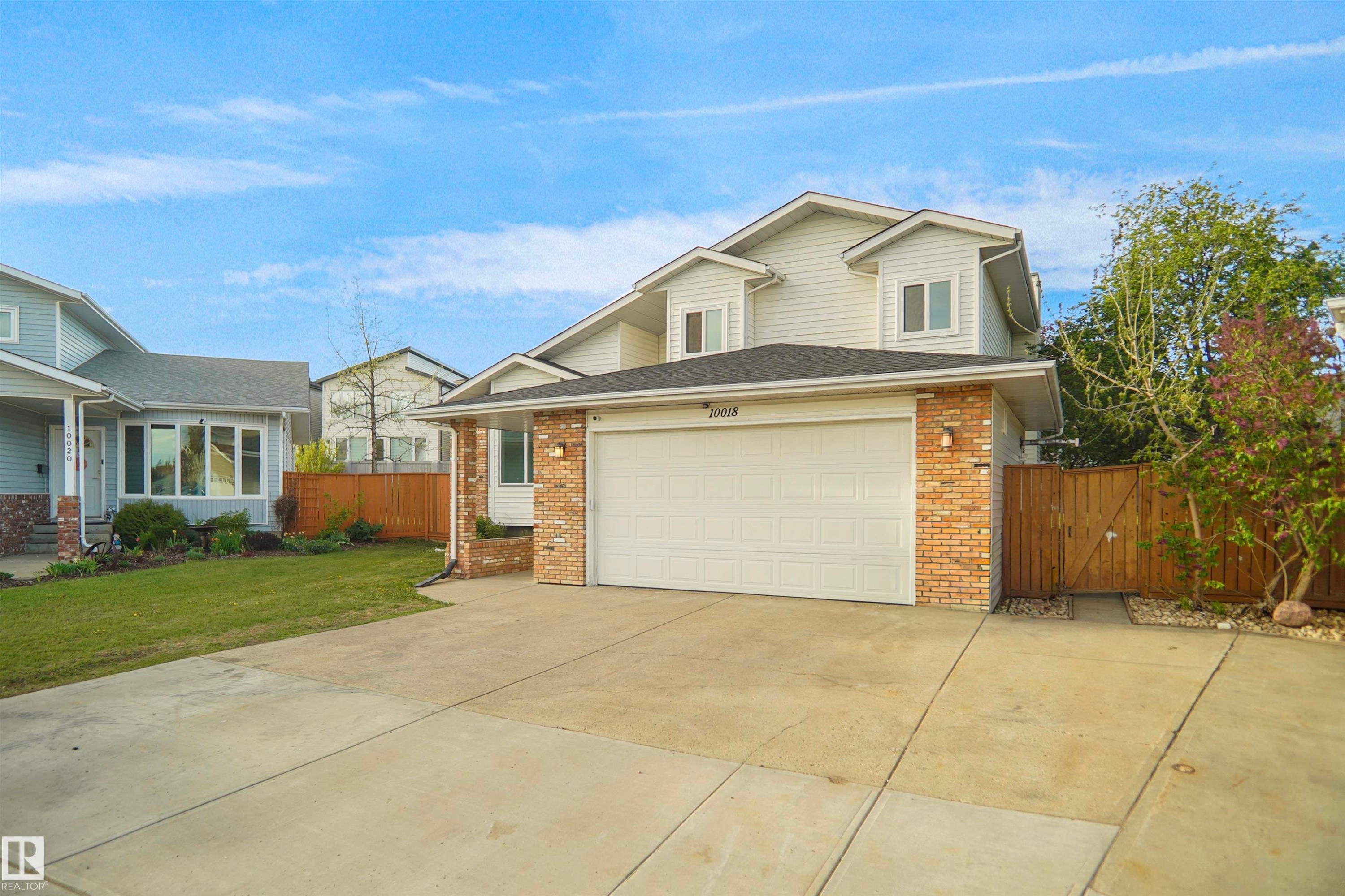10018 173 Avenue, Edmonton, AB - Outdoor With Facade
