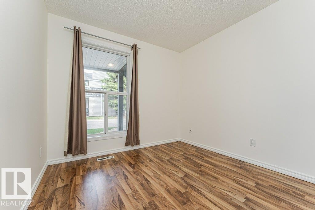 11 1503 Mill Woods Road E, Edmonton, AB