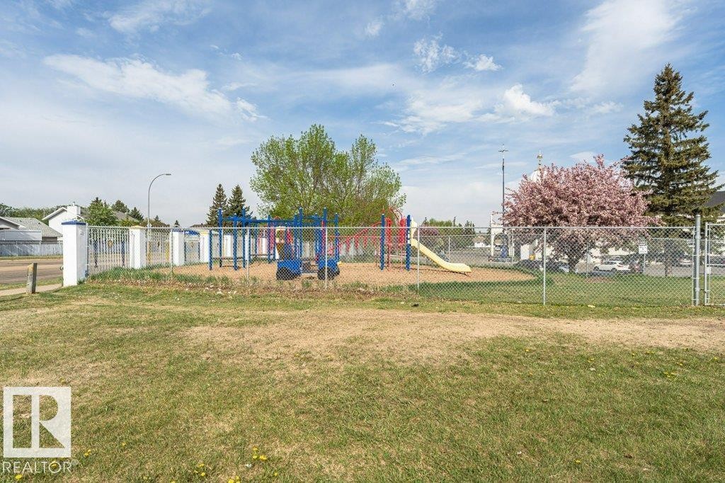 11 1503 Mill Woods Road E, Edmonton, AB