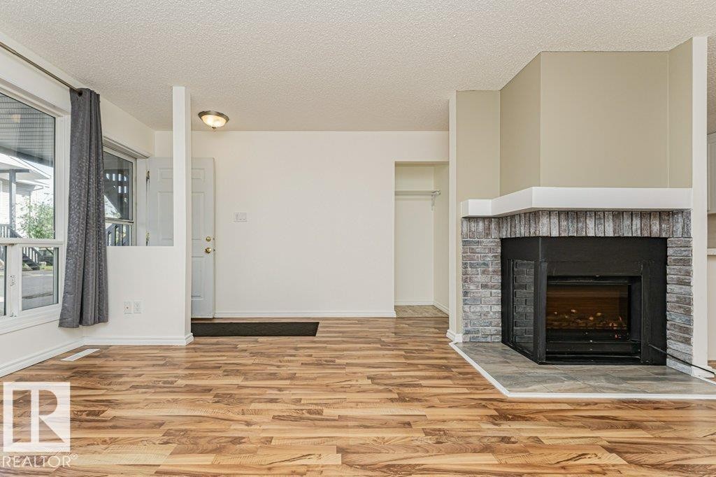 11 1503 Mill Woods Road E, Edmonton, AB