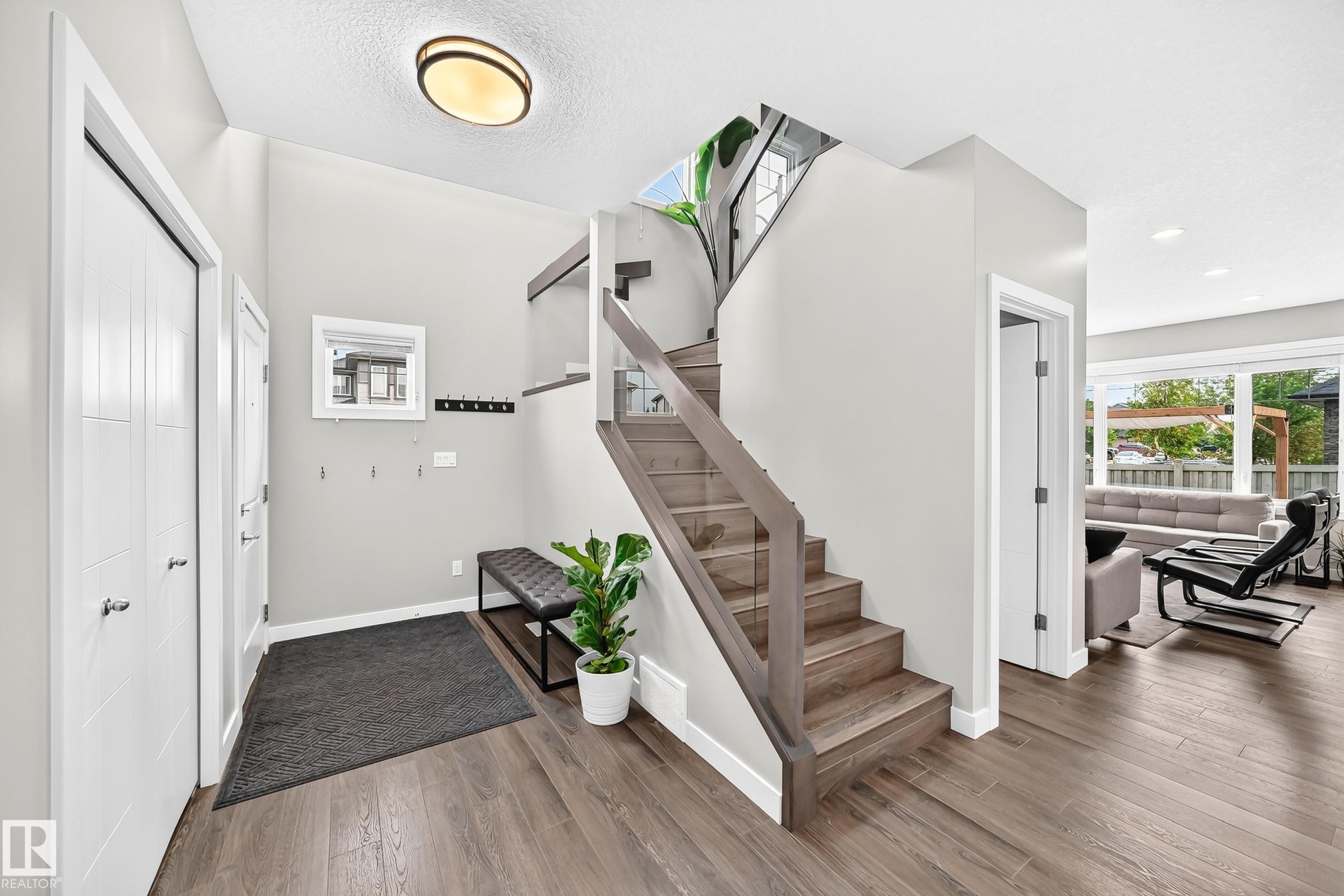 8548 Cushing Place Sw, Edmonton, AB