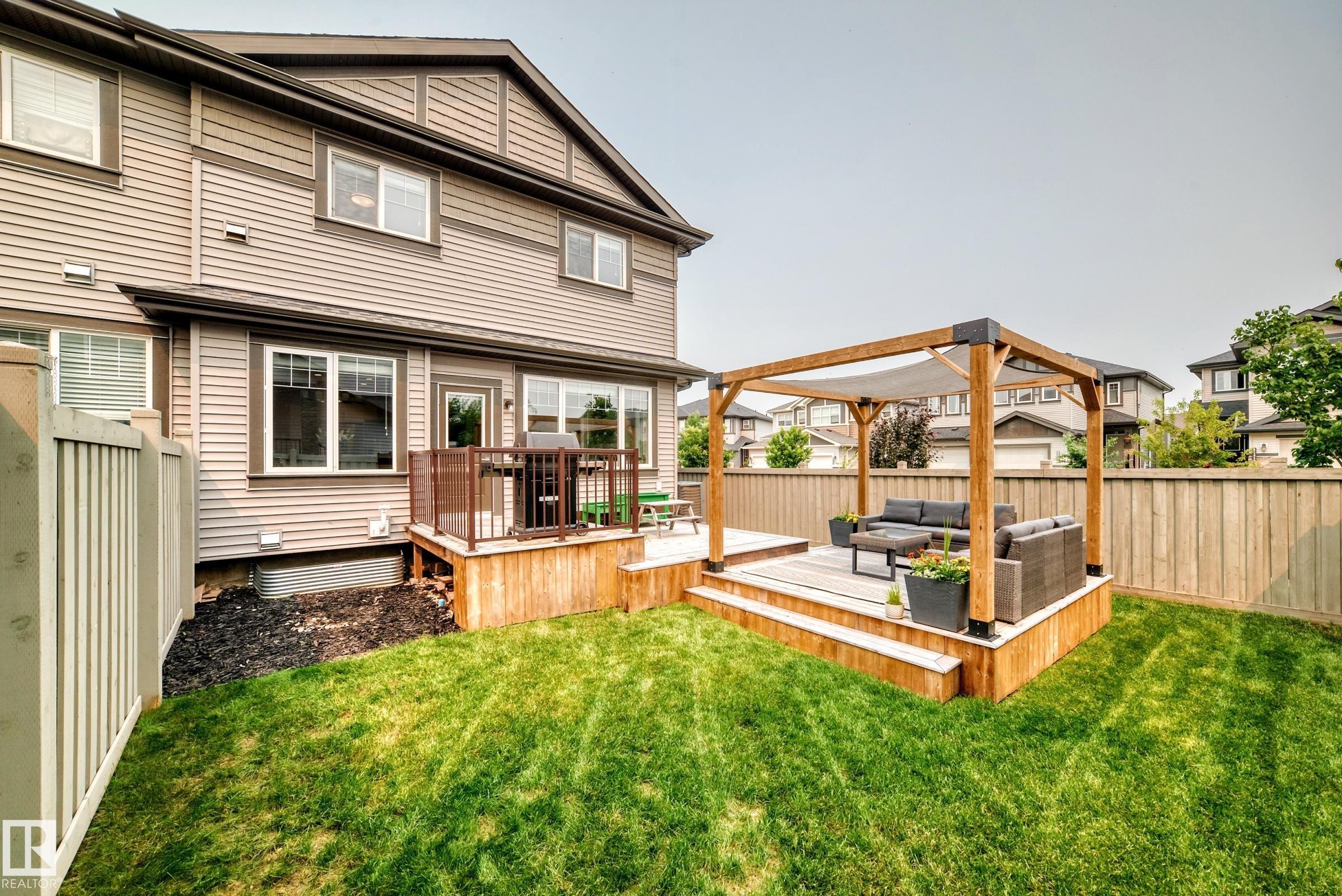 8548 Cushing Place Sw, Edmonton, AB