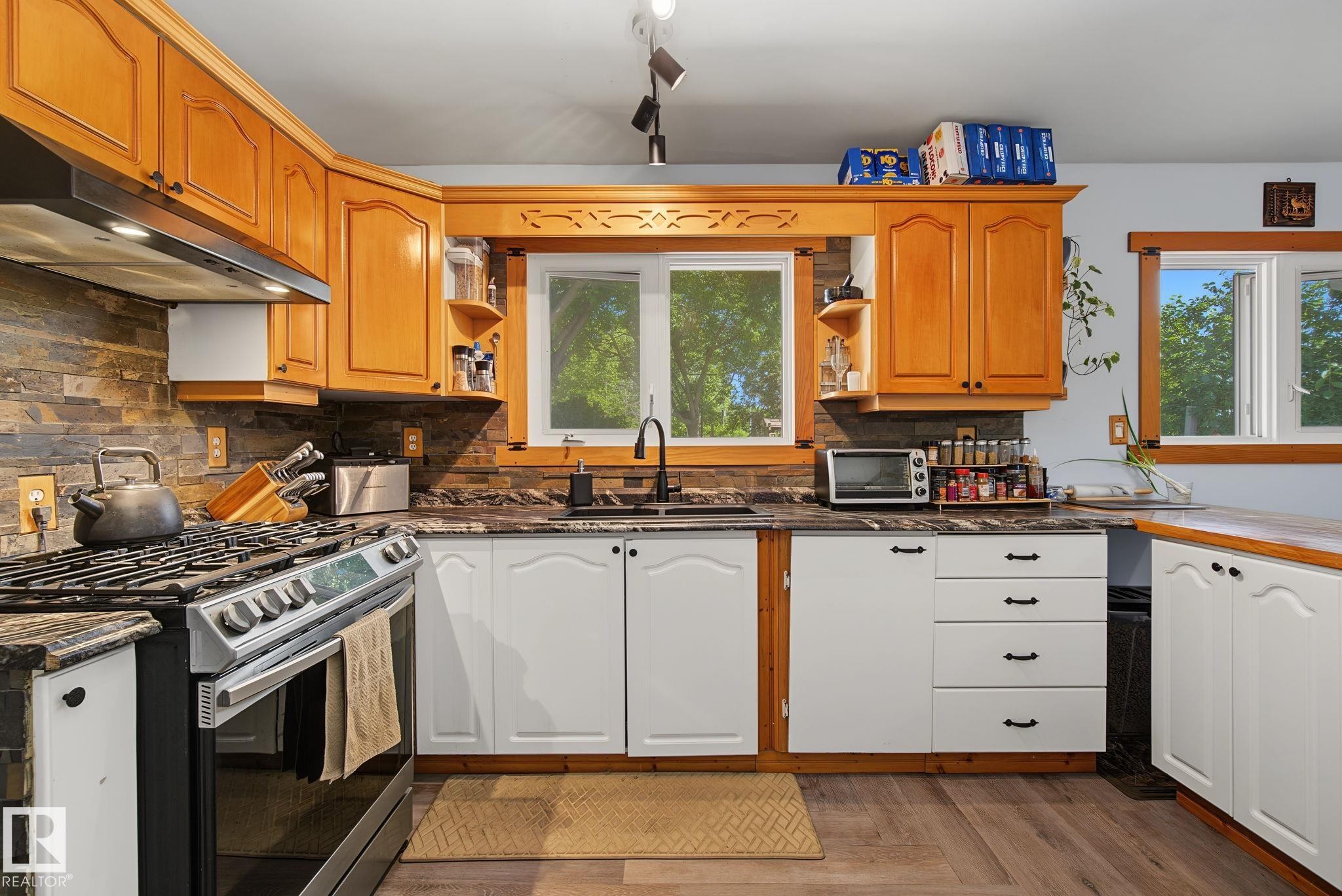 5116 49 Avenue, Onoway, AB