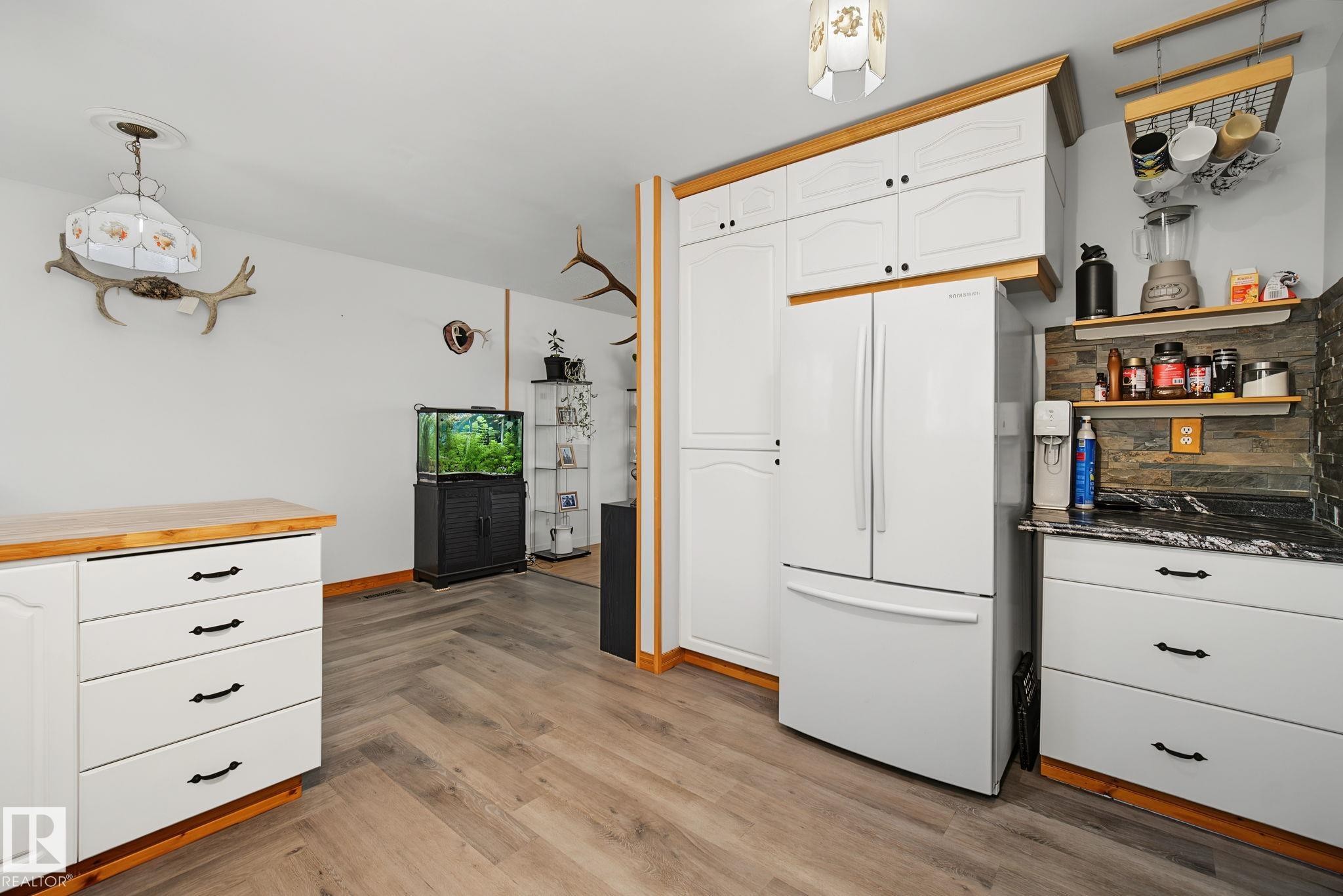 5116 49 Avenue, Onoway, AB