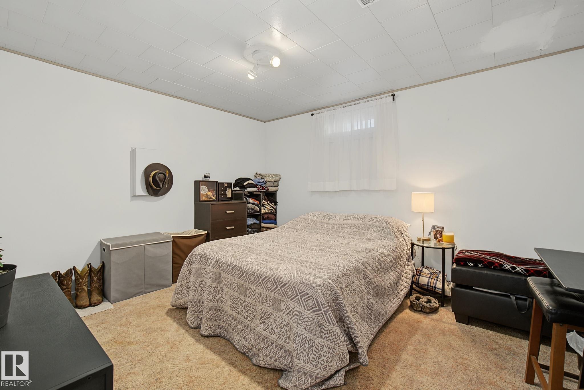 5116 49 Avenue, Onoway, AB