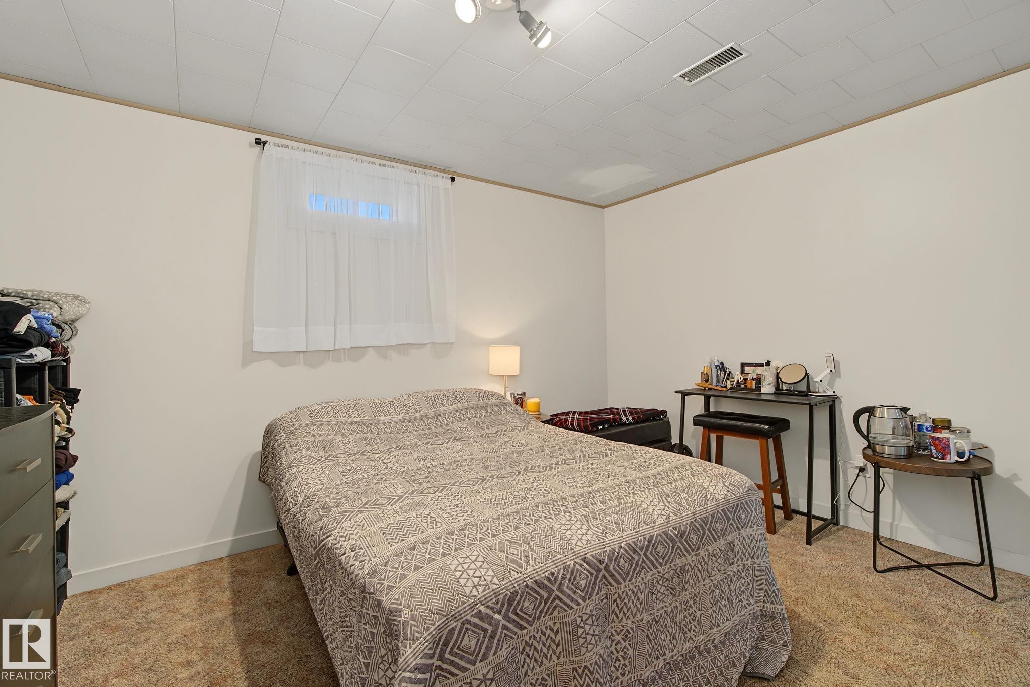 5116 49 Avenue, Onoway, AB