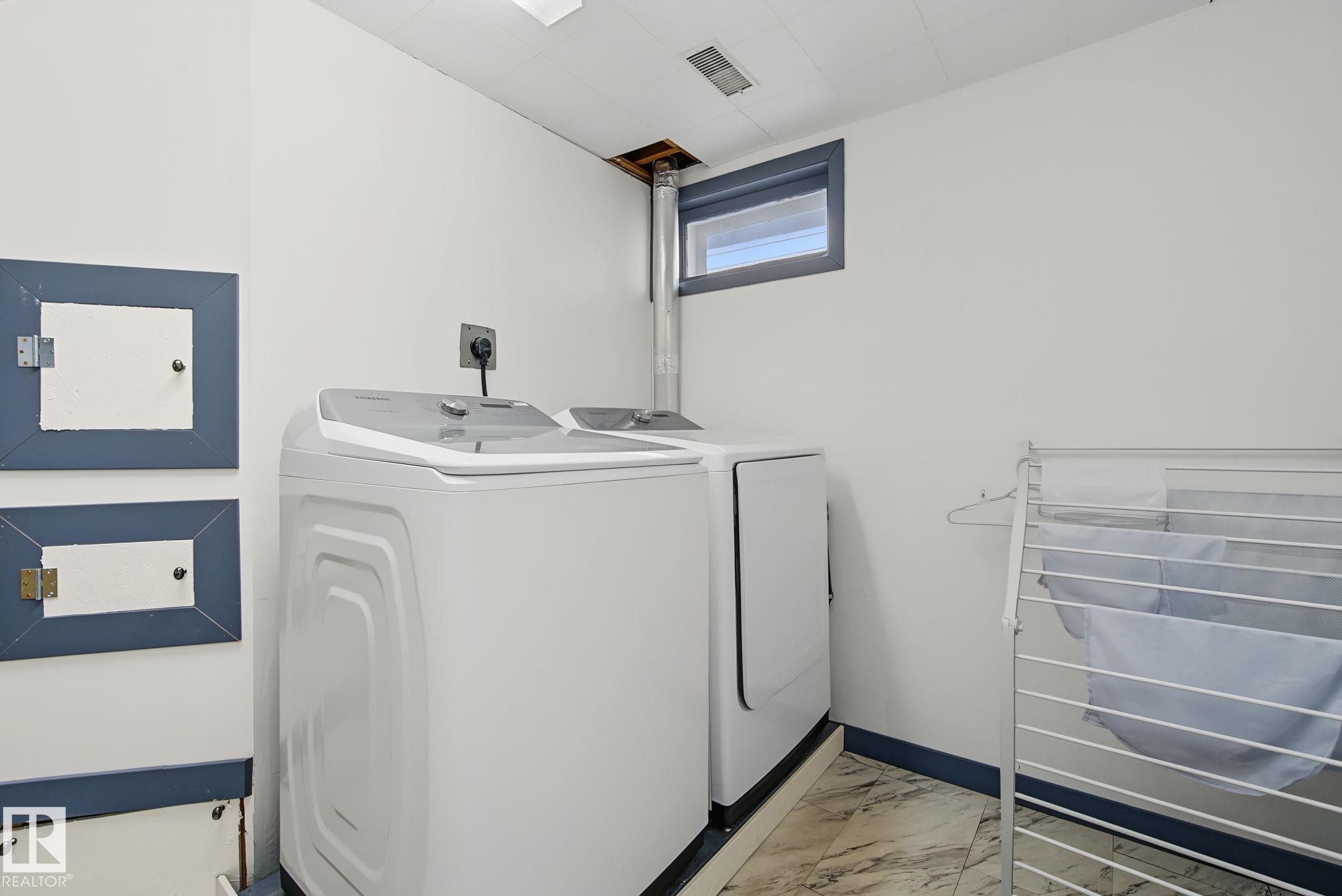 5116 49 Avenue, Onoway, AB