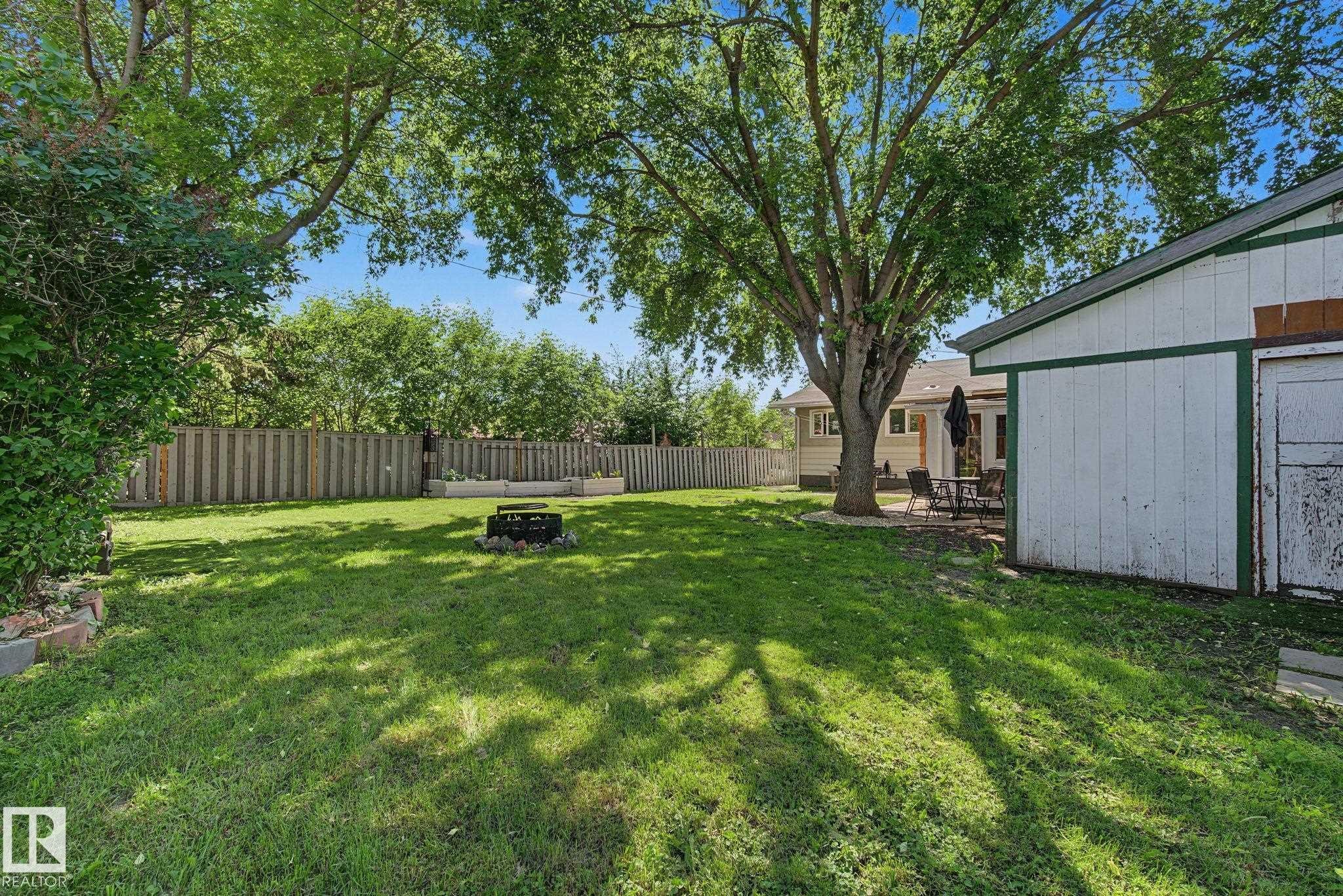 5116 49 Avenue, Onoway, AB