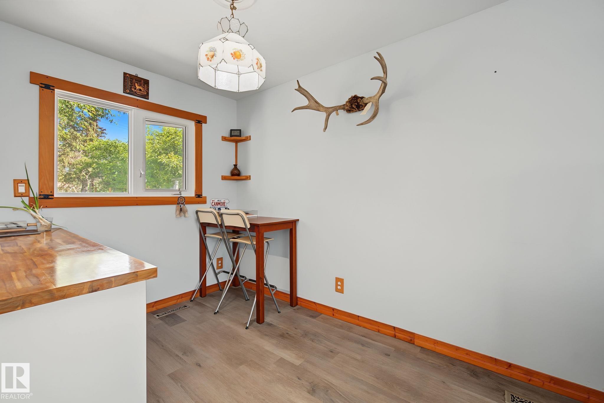 5116 49 Avenue, Onoway, AB