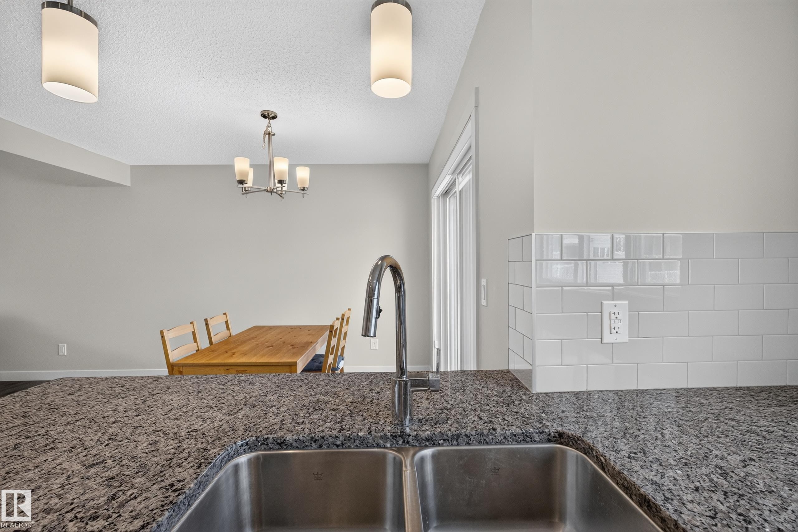 34 2121 Haddow Drive, Edmonton, AB