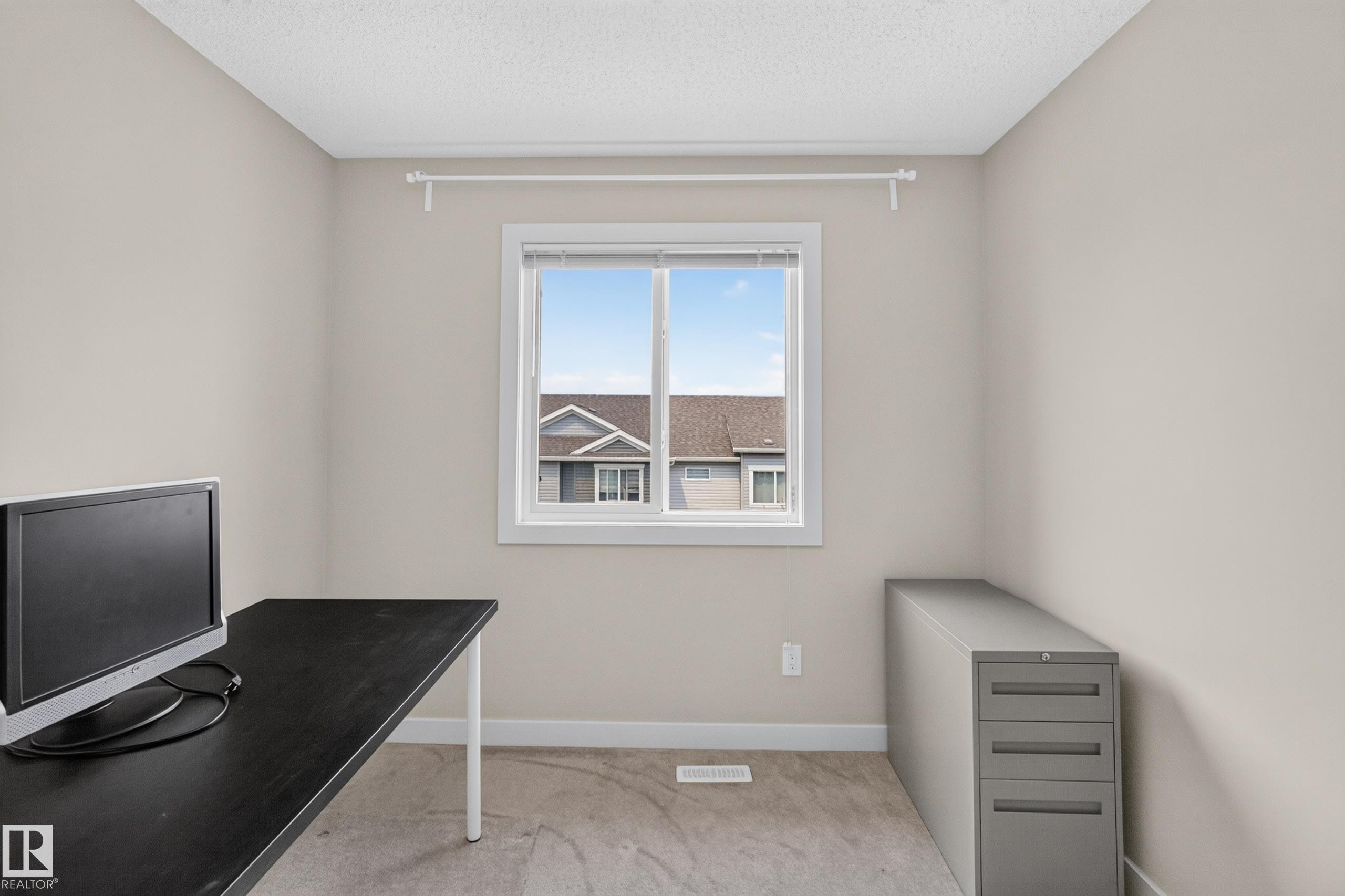34 2121 Haddow Drive, Edmonton, AB