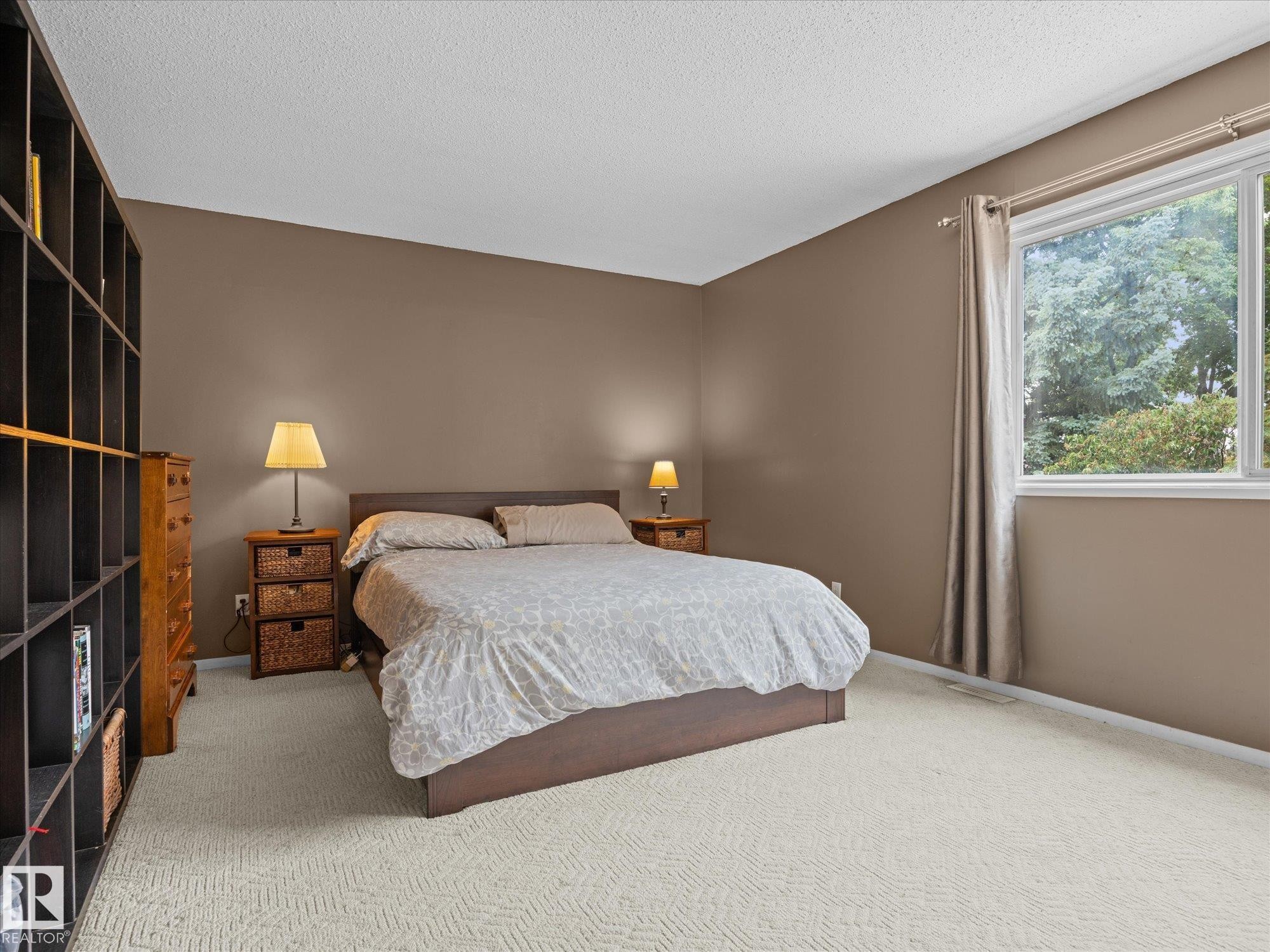 9014 184 Street, Edmonton, AB